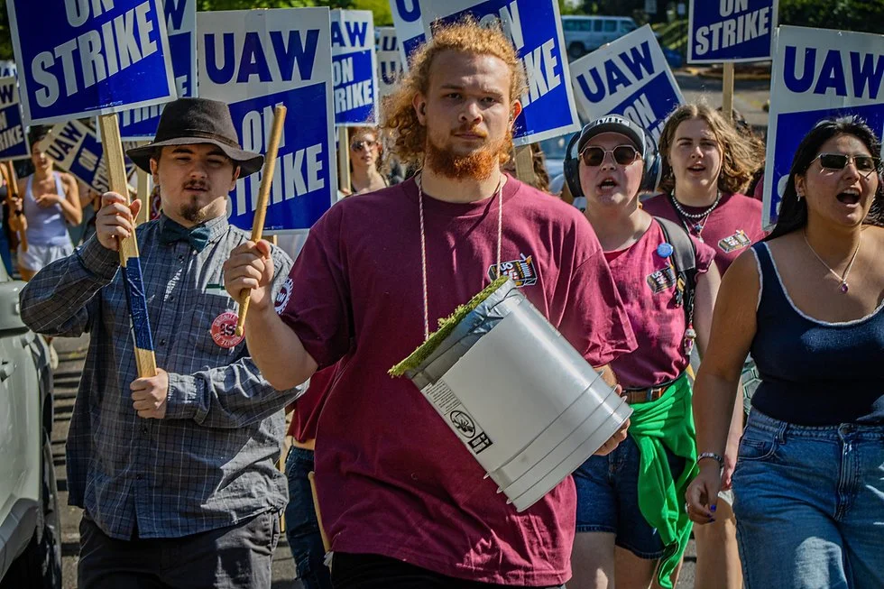 Student Workers at the University of Oregon Win First Contract!