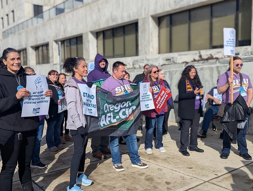 Oregon’s Unions Celebrate SB 916B Passing State House 