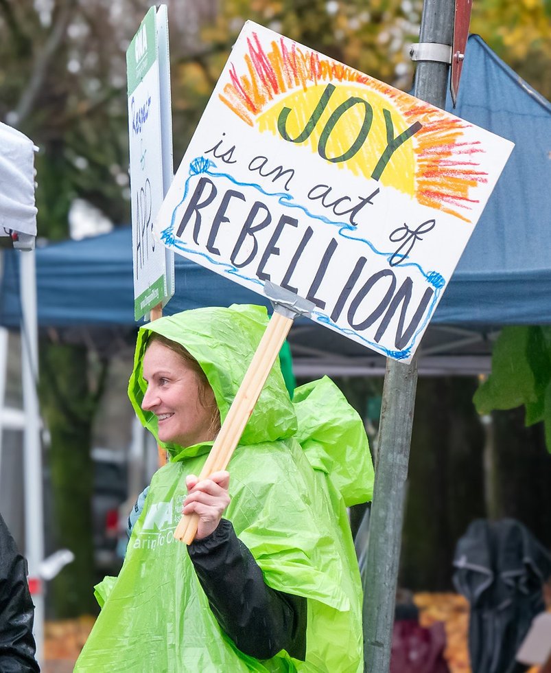 The Oregon Labor Dispatch: December 11, 2025 