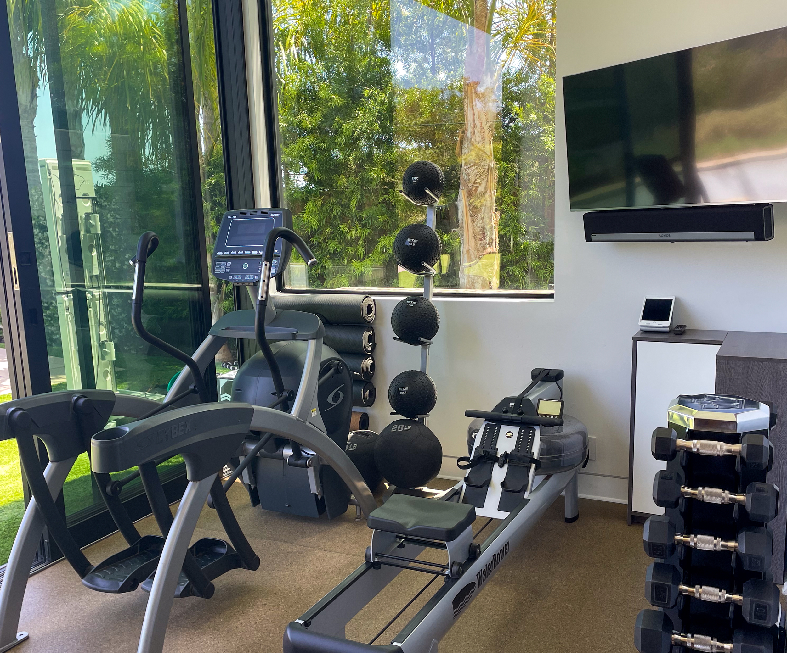 An image of the Cultural Center.