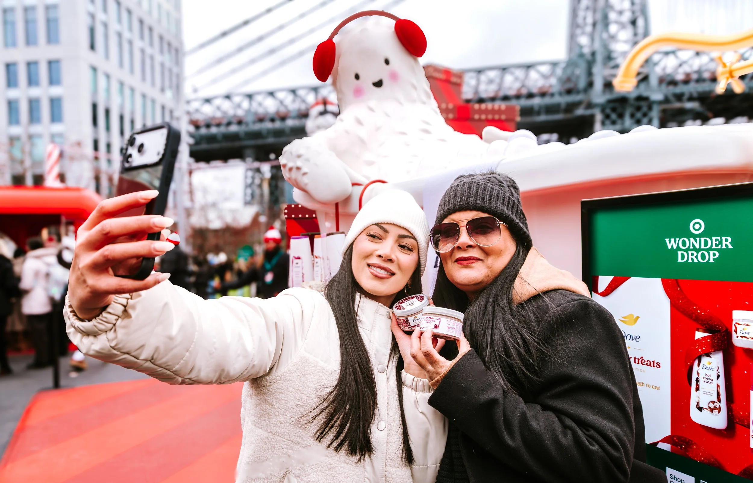 Target Experiential_Wonder Drop 2025_0005.jpg