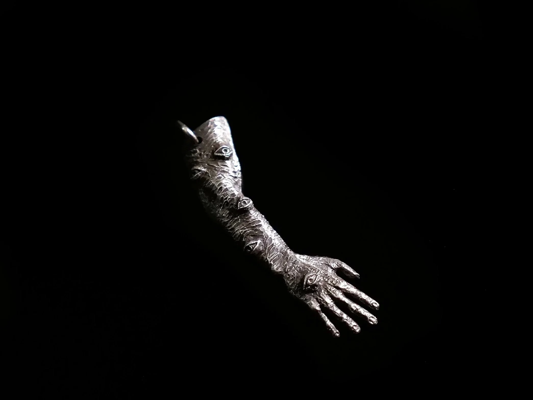 Dodomeki Silver Pendant