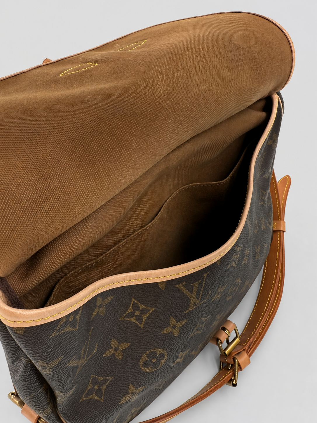 Restored Louis Vuitton Samur 30