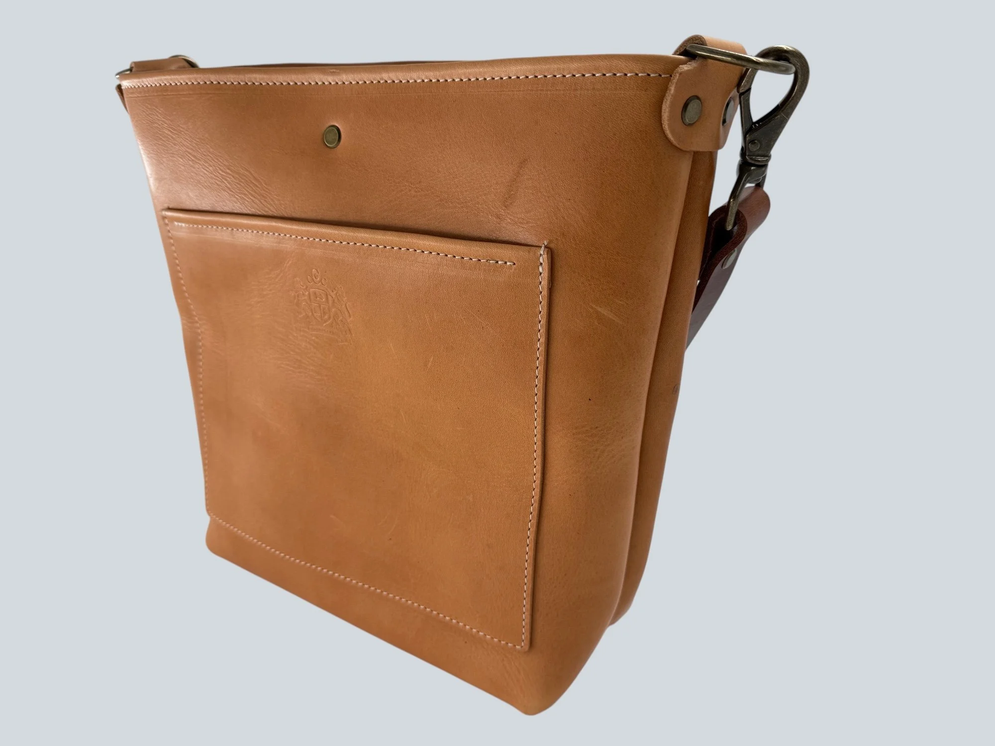 Full grain vegetable tanned leather tote.jpg