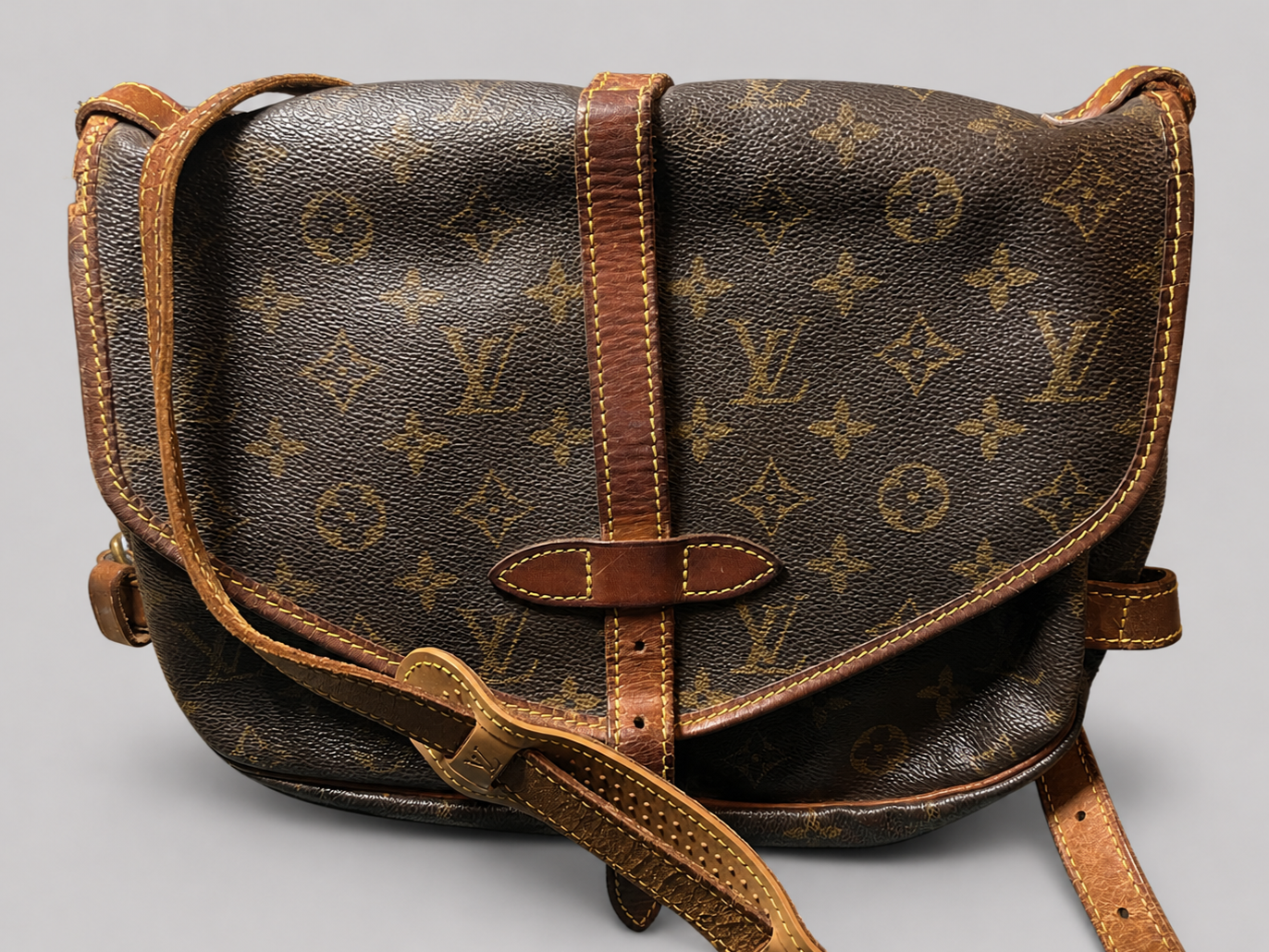 Restored Louis Vuitton Samur 30