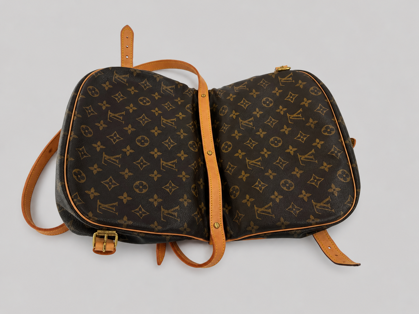 Restored Louis Vuitton Samur 30