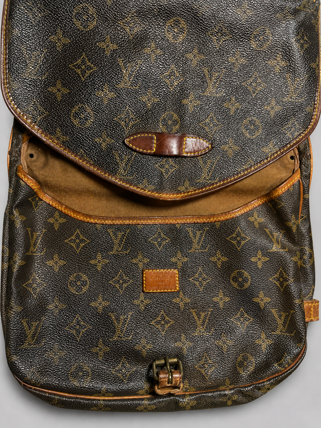 Restored Louis Vuitton Samur 30