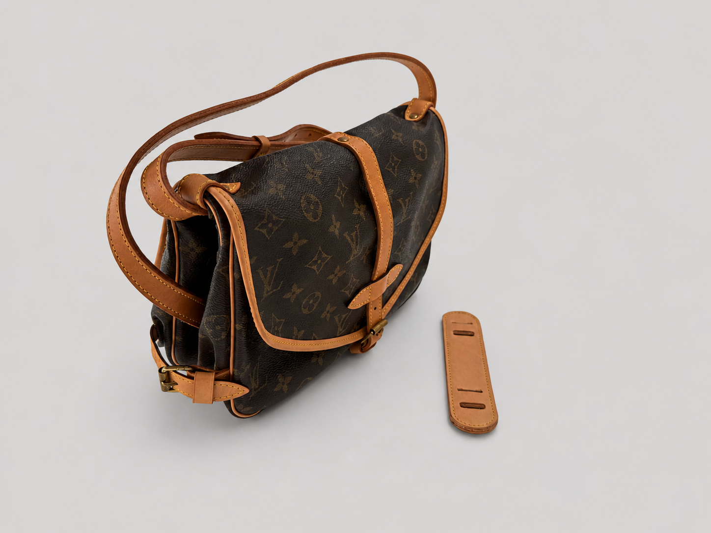 Restored Louis Vuitton Samur 30
