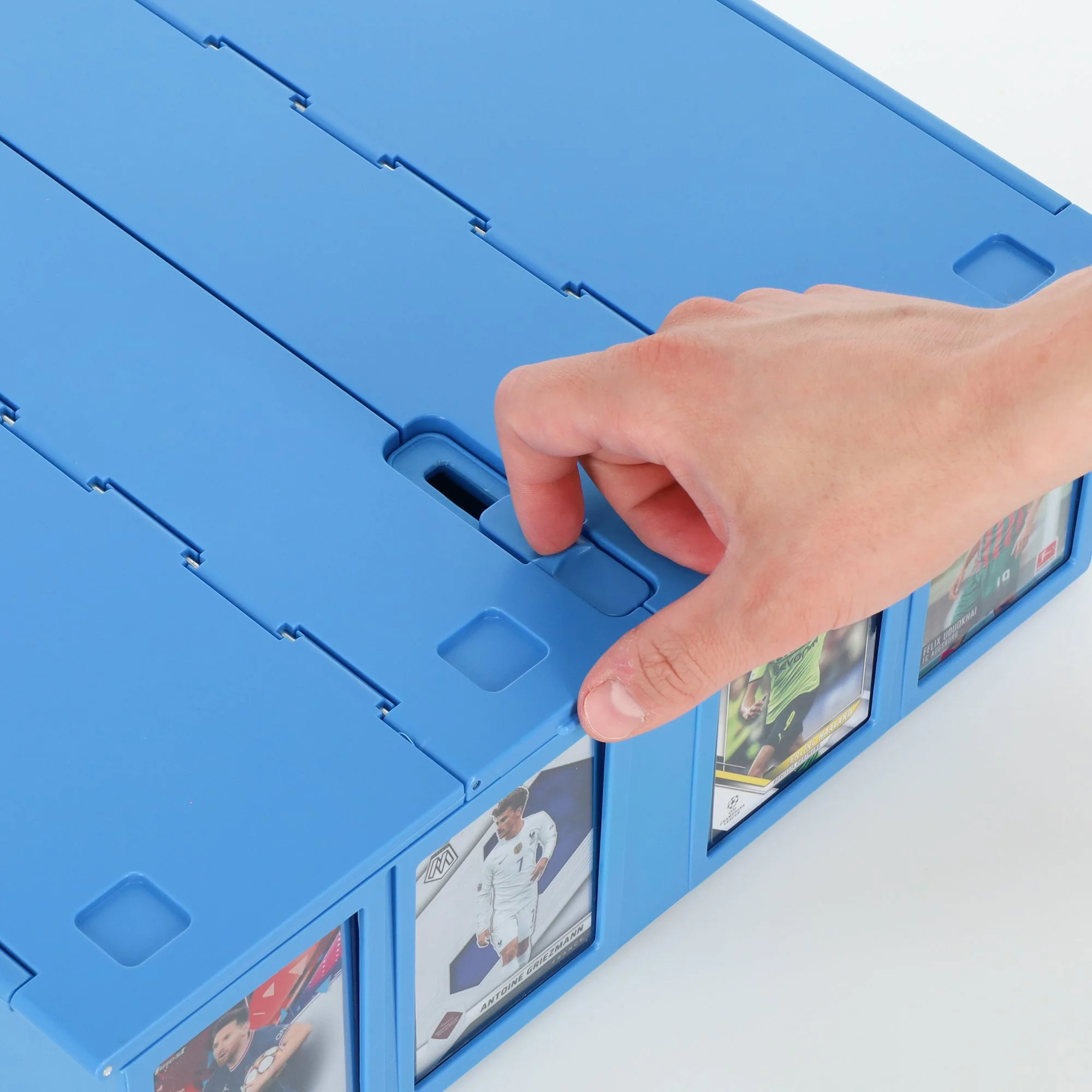 1-CCB-3200-BLU_LOCK Hand.jpg