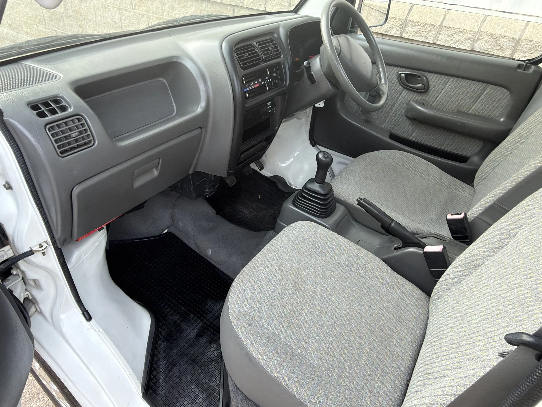 2001-suzuki-carry-11.jpg