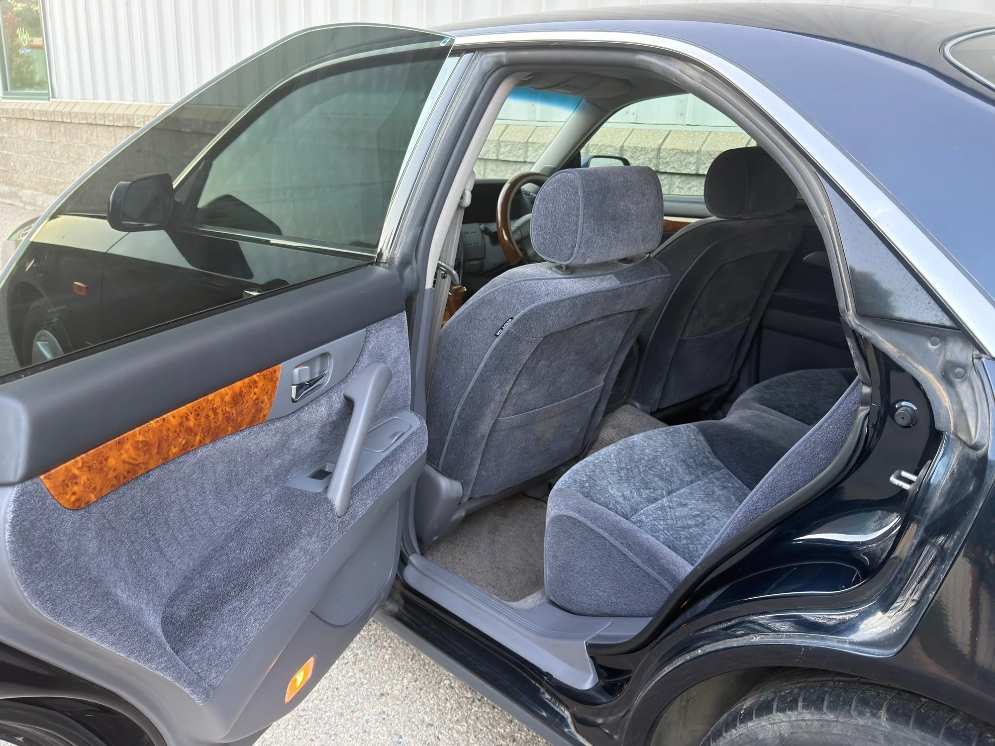 12 - Rear cabin left.jpg