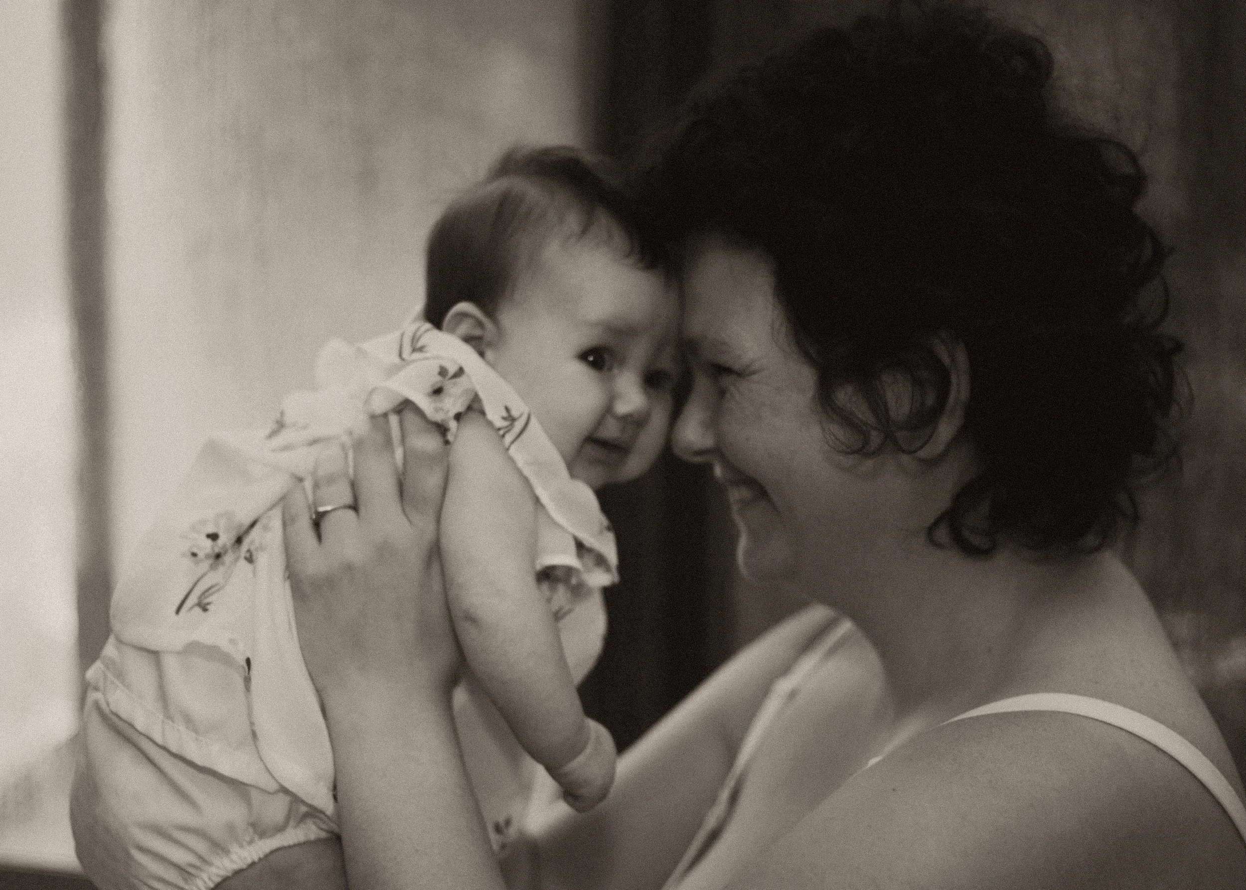 Scene 04 - Family, Newborn & Maternity