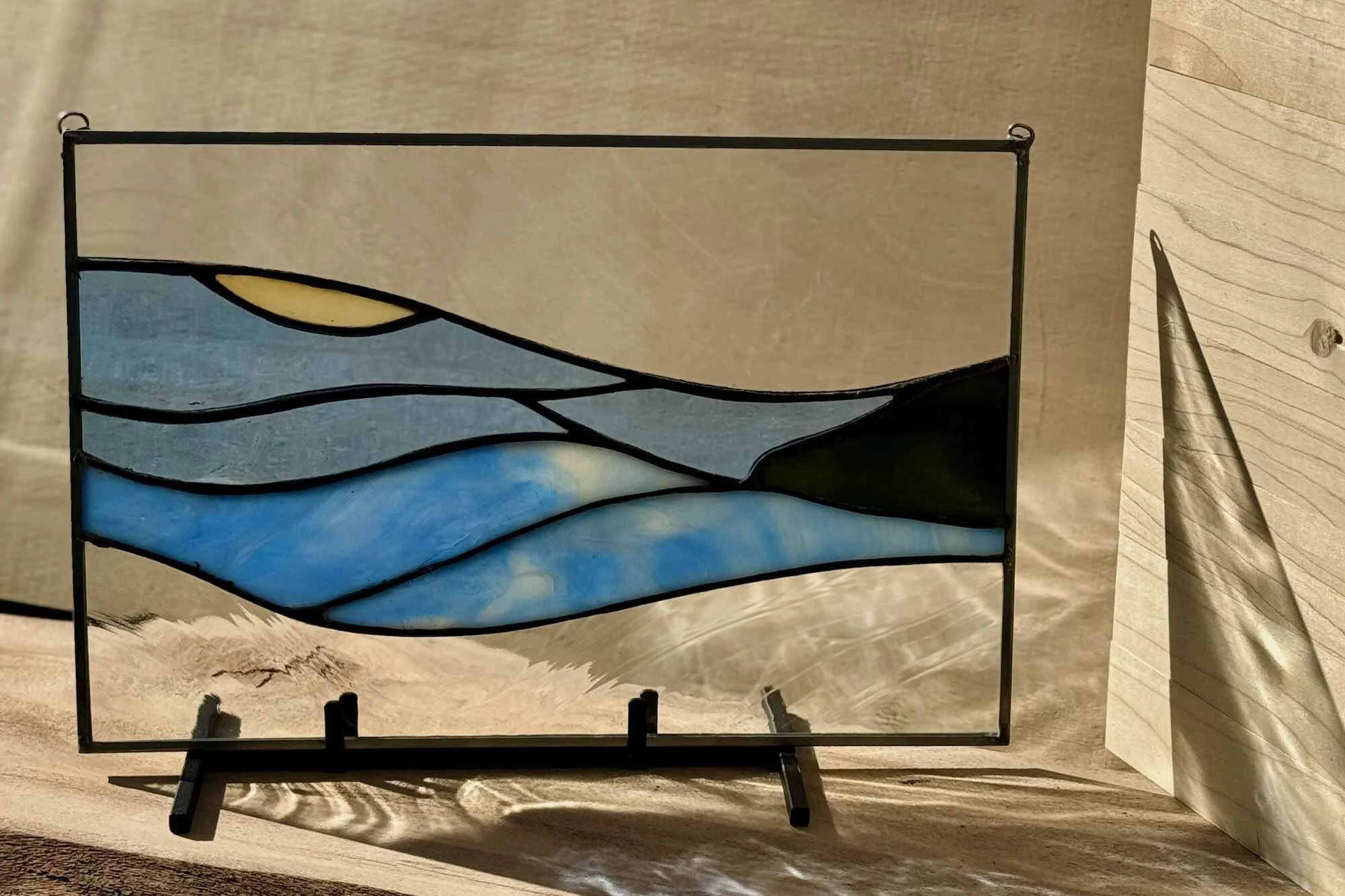 sea-and-sky-stained-glass-art-projection.jpg