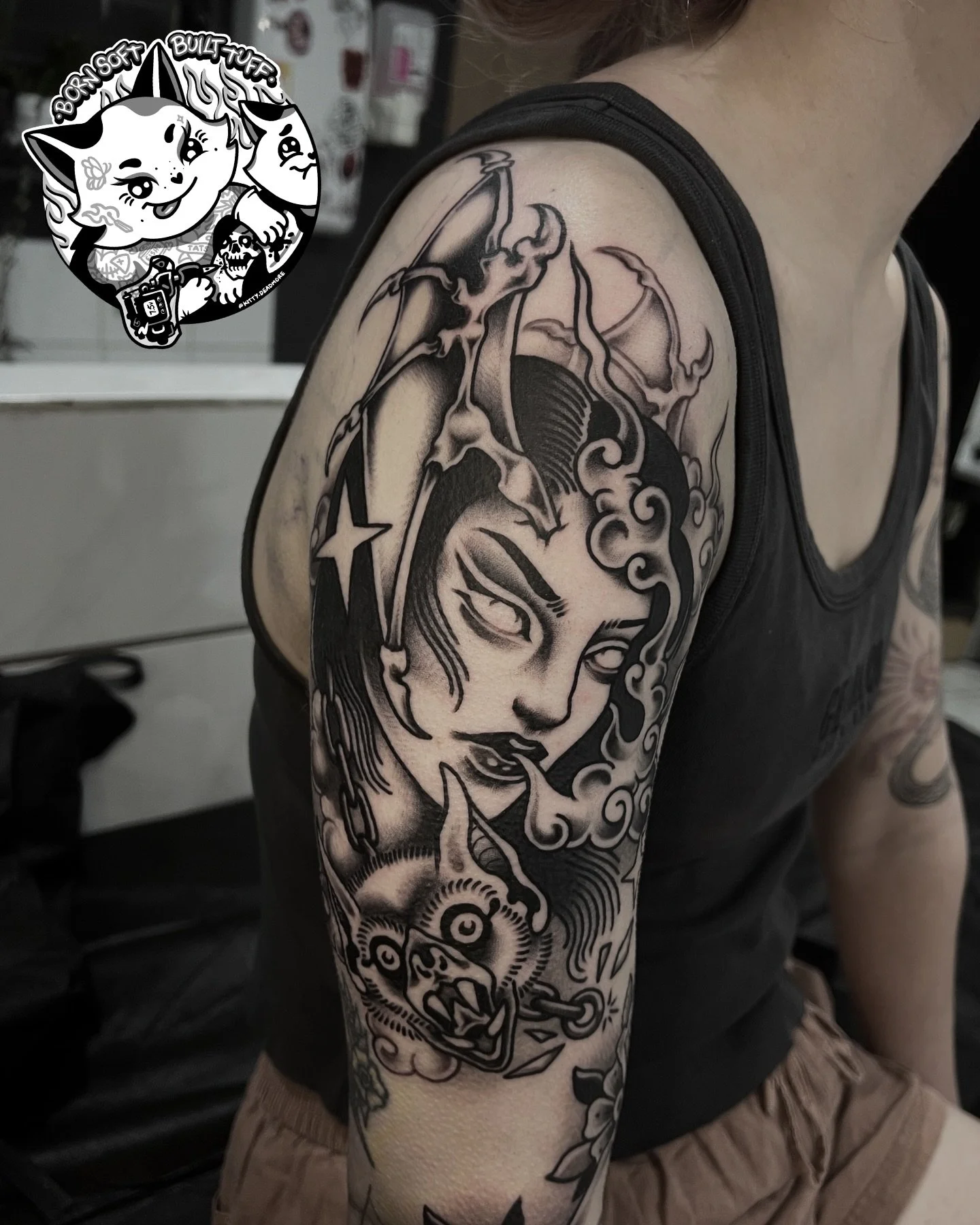 So excited to keep adding to this sleeve 🤩 thank you so much @miah_e3 true angels get tats from the flash stash. 💖

Made with 
@vaiderzneedles cartridges and glide. 💕
@dynamiccolor black and 20-40% wash 
@inkclaw_official mkII Tortoise

#blackwork