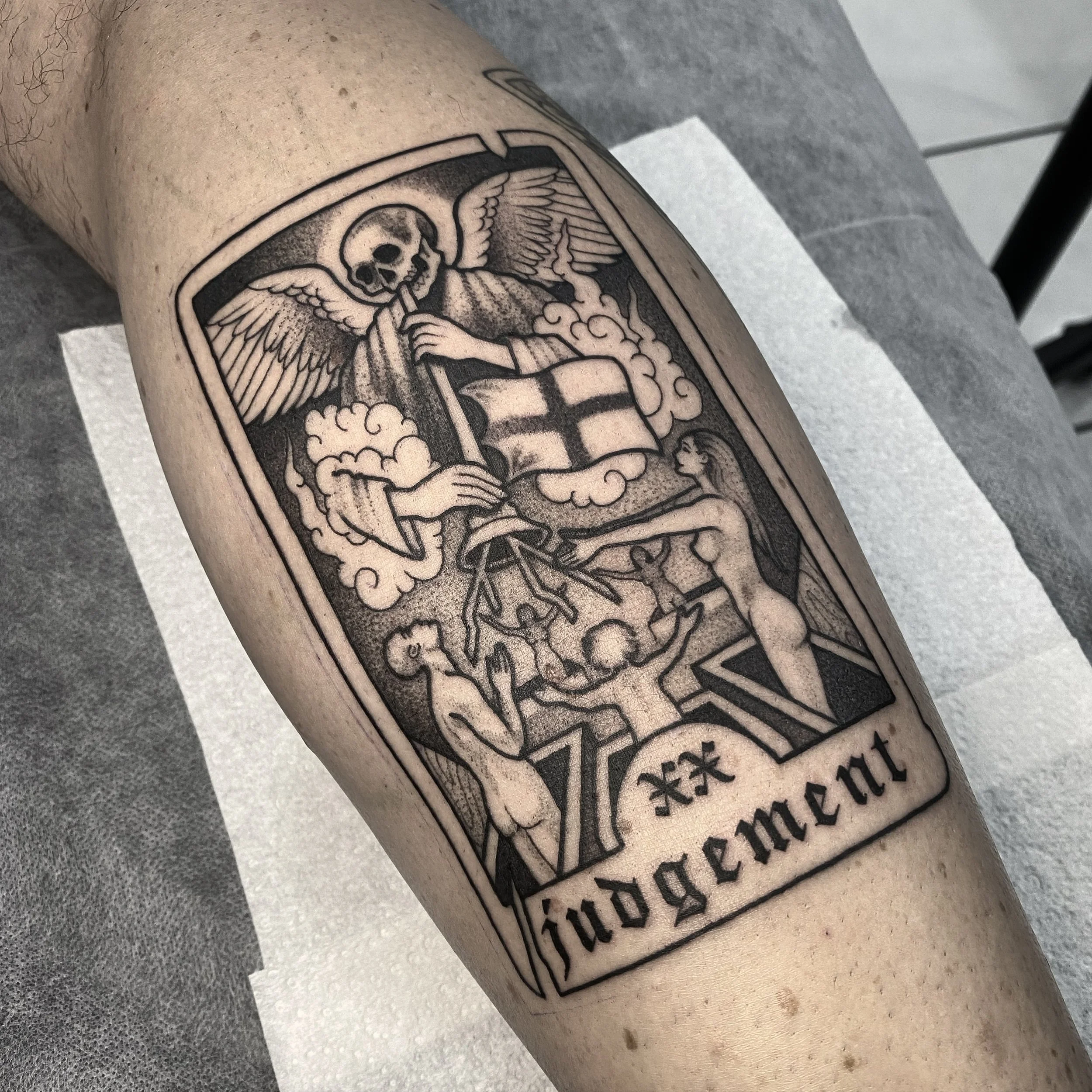 judgement ⚖️

thank you @rhys.here always with the fun ideas ✔️

@vaiderzneedles @brisbanebodyart 🩷

#blackworktattoos#tarotcardtattoos#brisbanetattooartist#blxckink#btattooing#blackworkers#tarotcards
