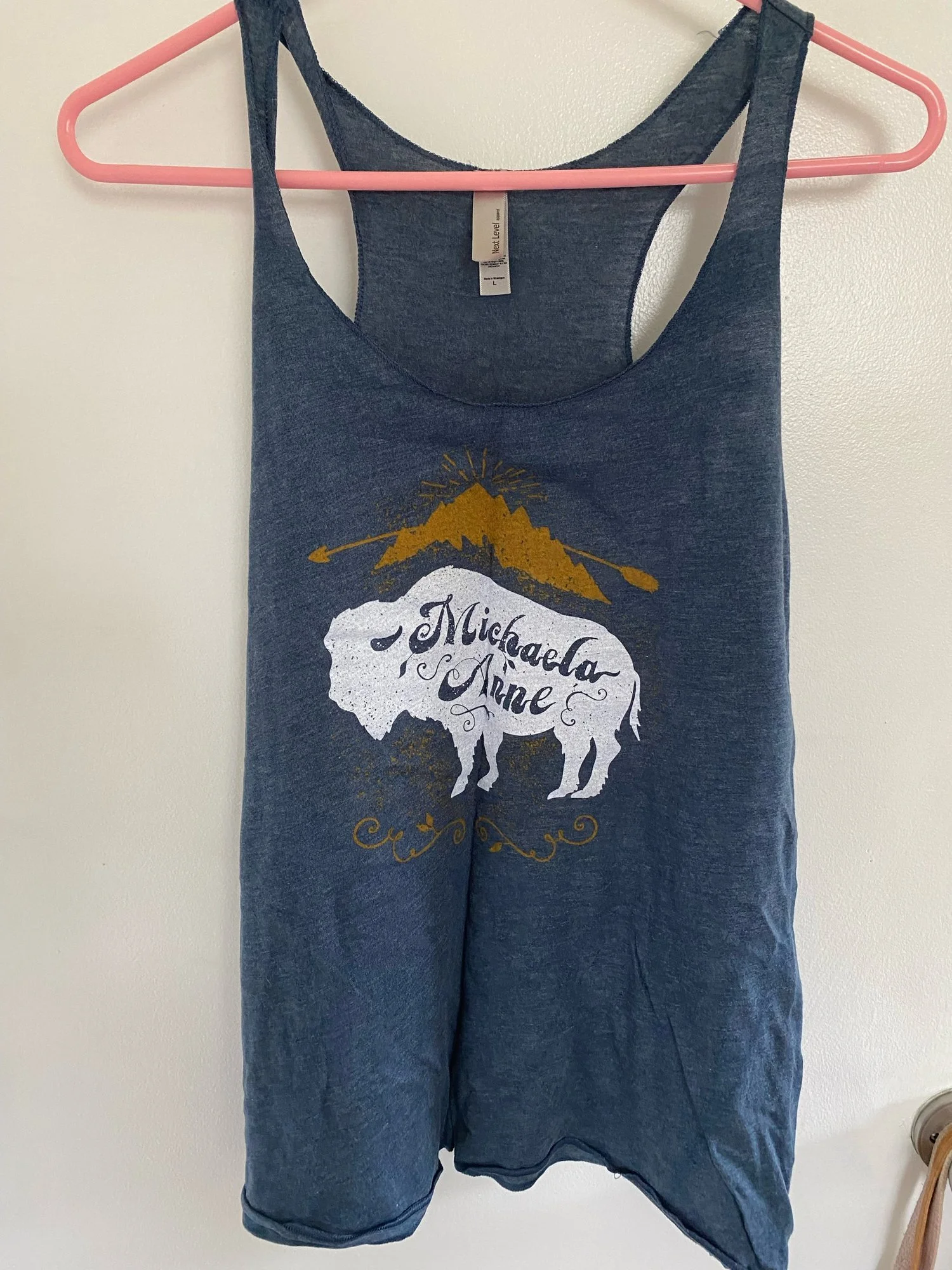 Buffalo tank with hole