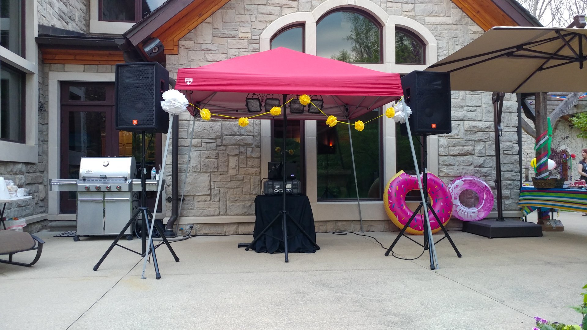 Push-Play-Production-Events_DJ-Services summer-party-dj-booth.jpg