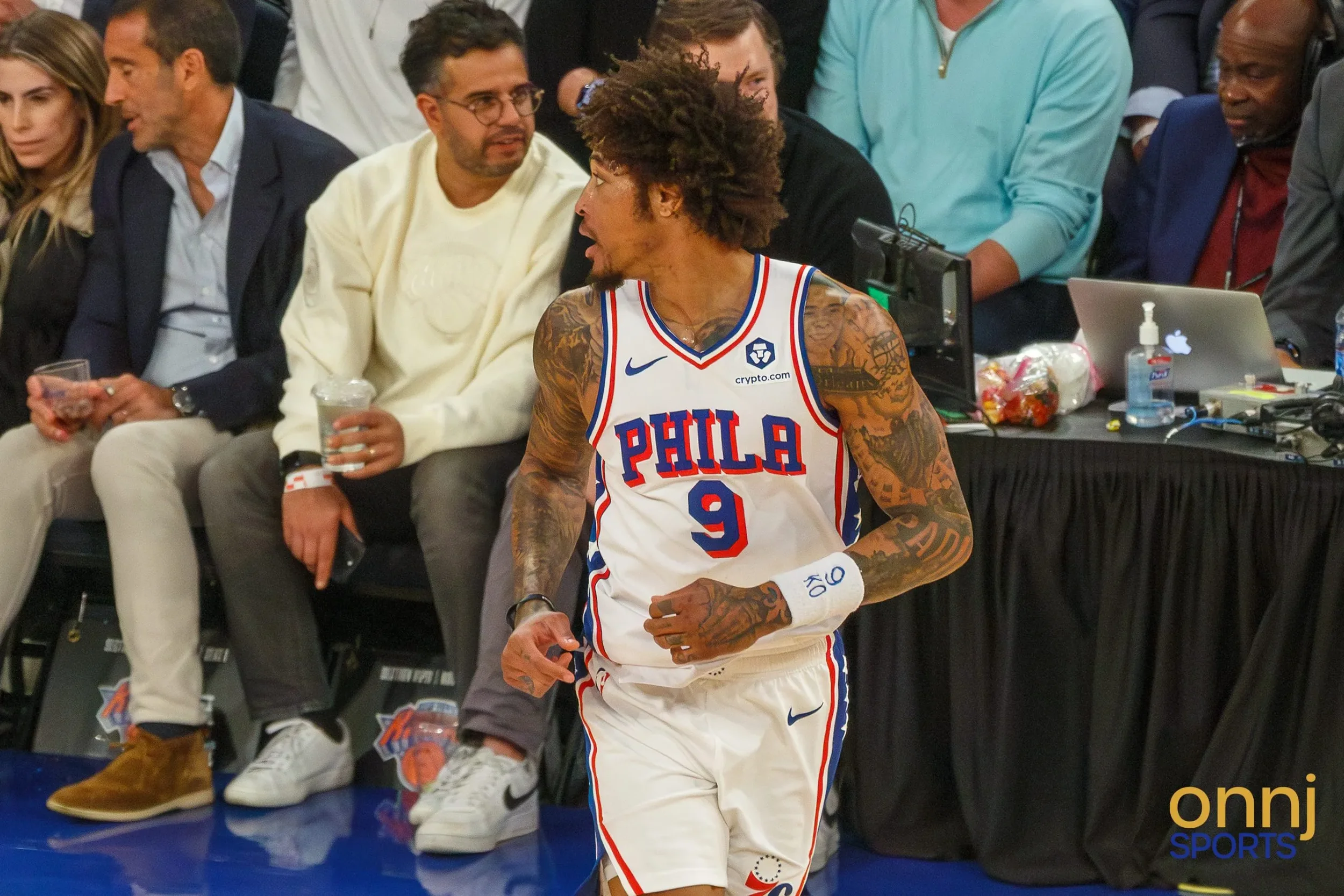 Kelly Oubre Jr. jogging up the court
