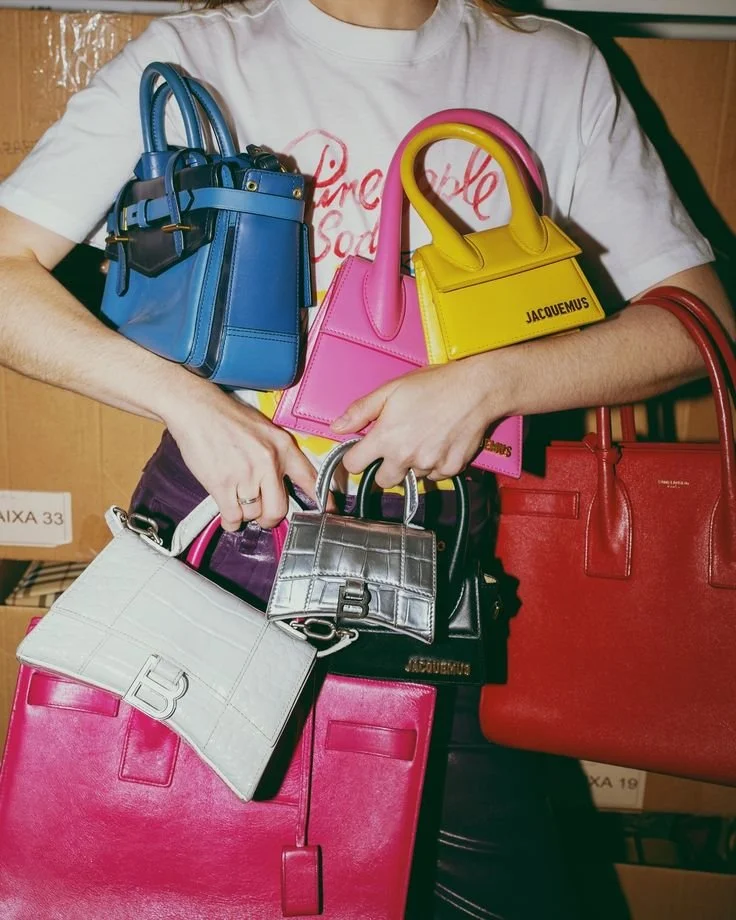 My favorite closet @bobags 👛 Paradise! #bagsaddict.jpeg