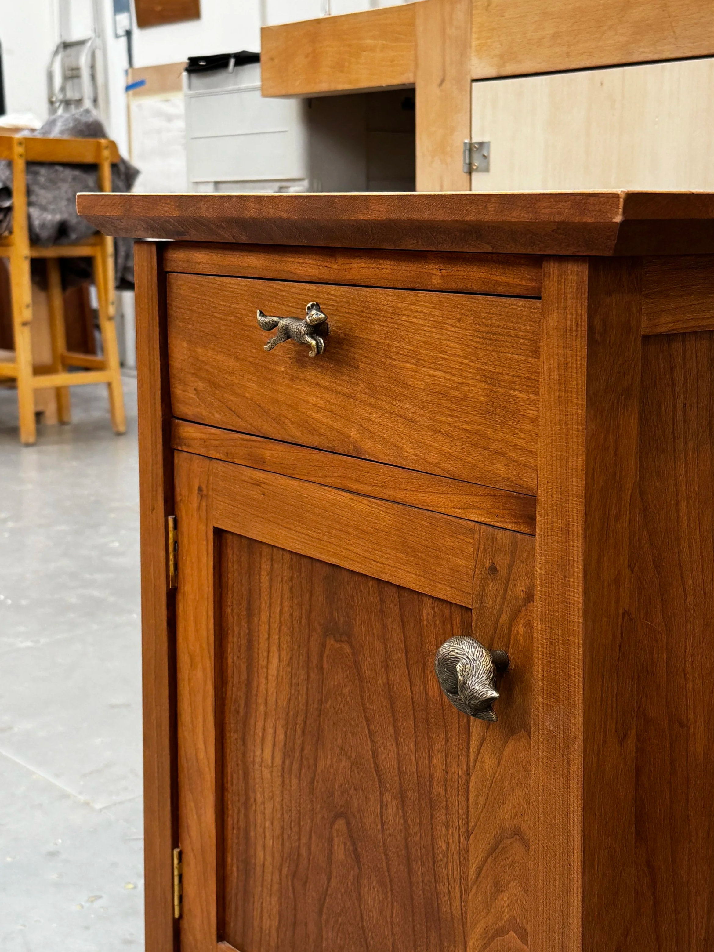 Custom-Furniture-Bed-Side-Table-Cabinet-Custance-Home-4.png
