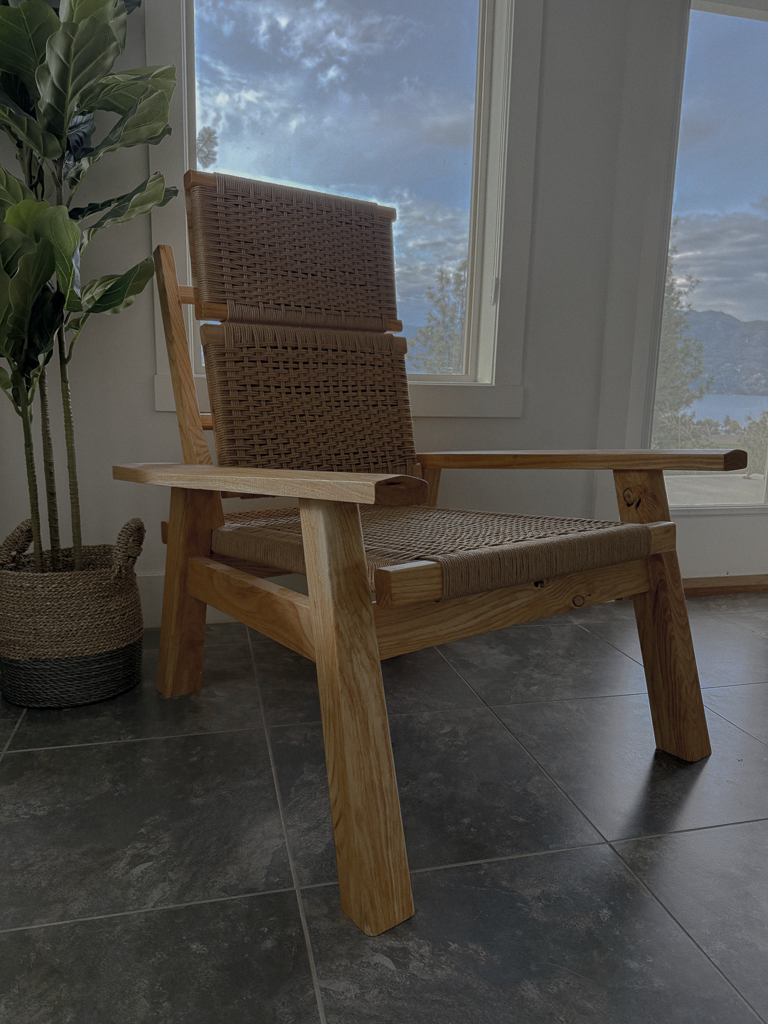 Avion Lounge Chair