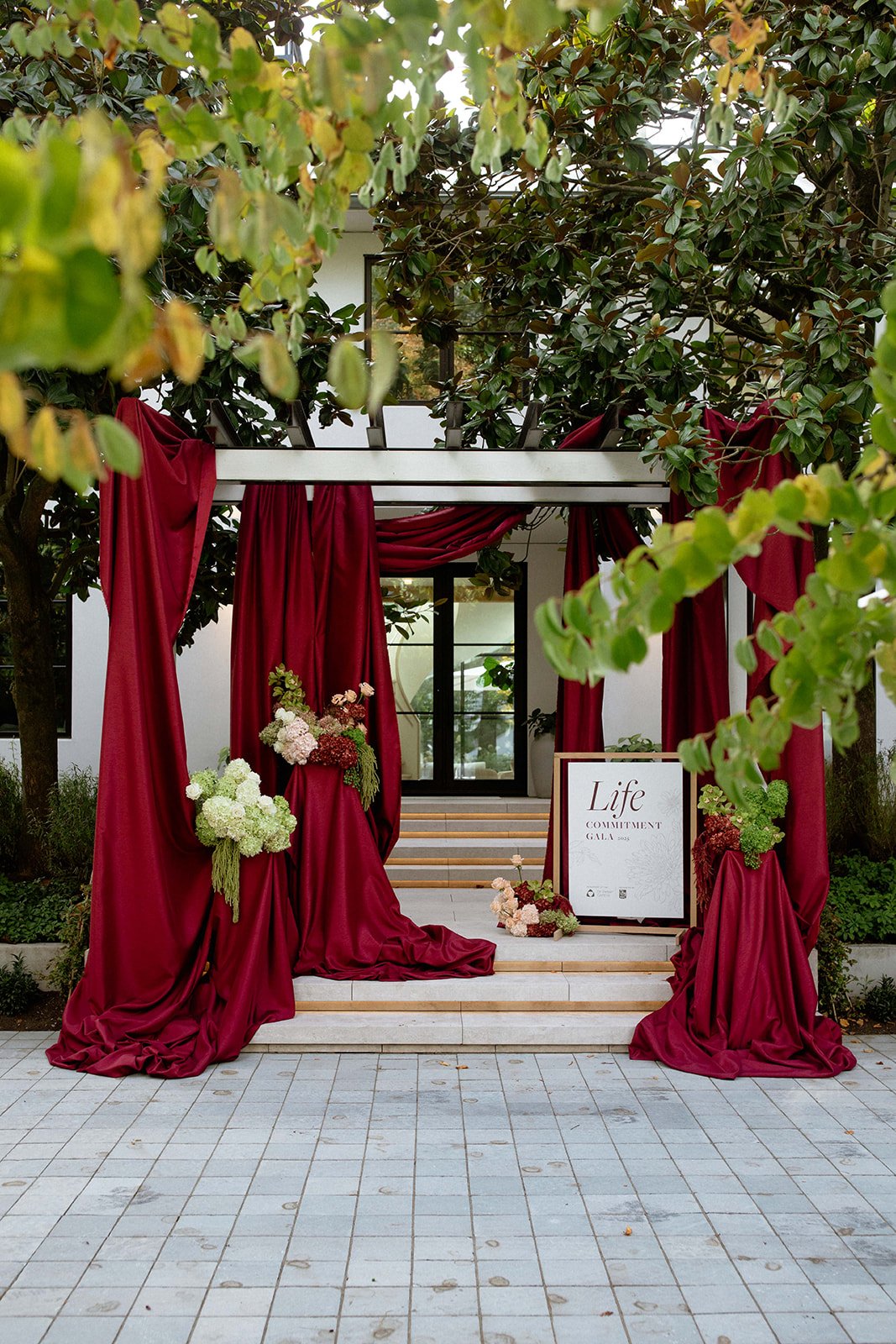 Squamish-Event-Planner-And-Florist-46_Floral Design_Fleurescent.jpg