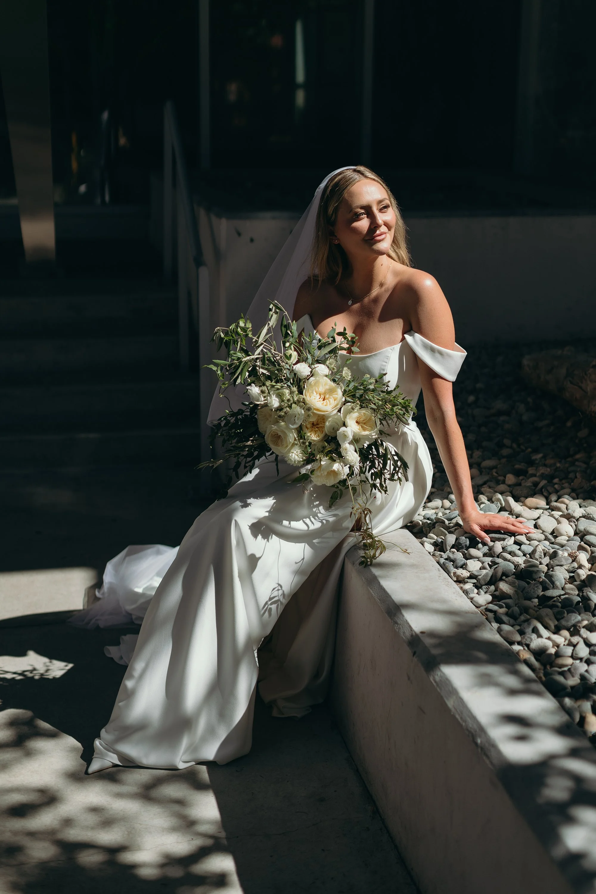 Alexa-Travis-Wedding-140_Floral Design_Fleurescent.jpg