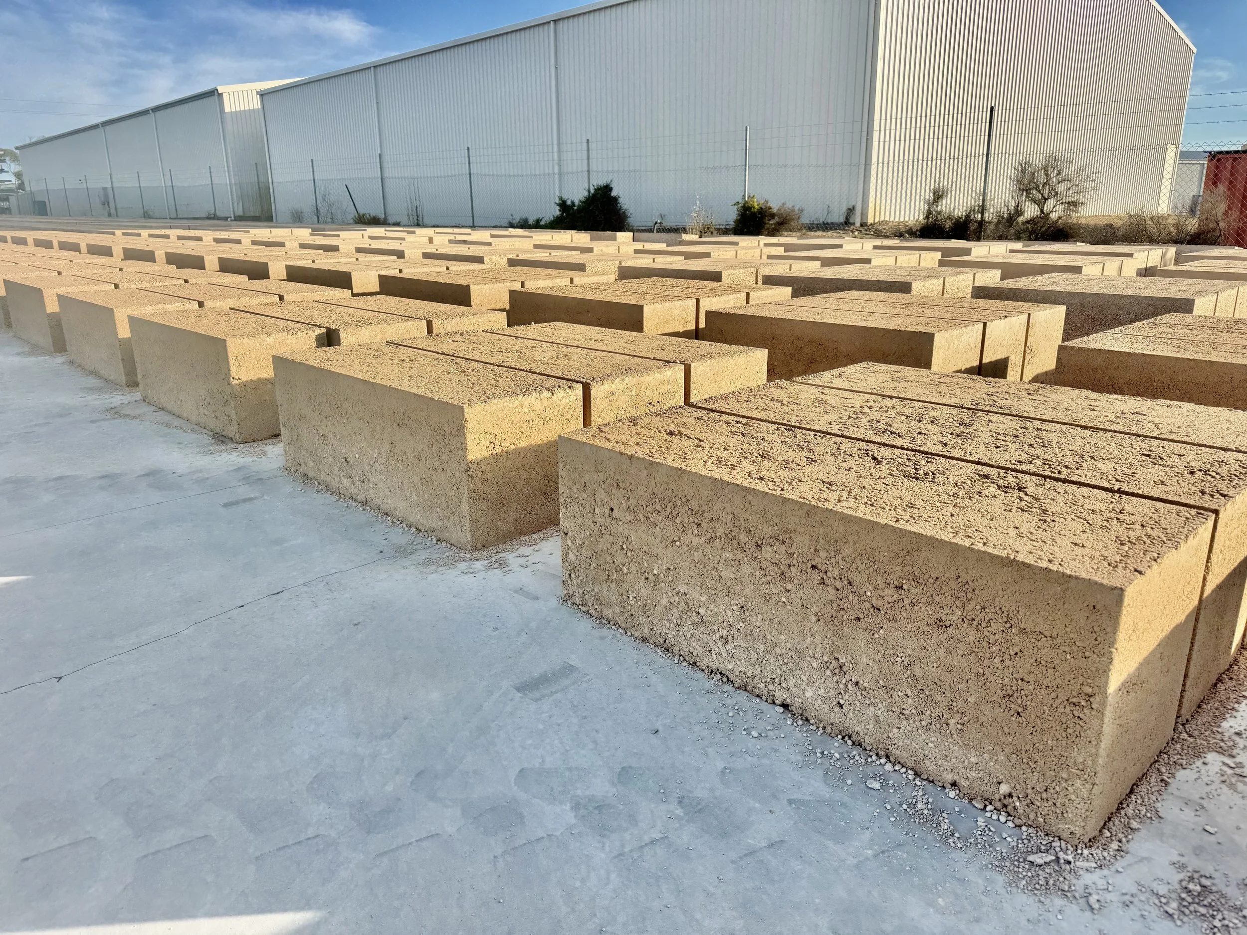 Standard Retaining Block