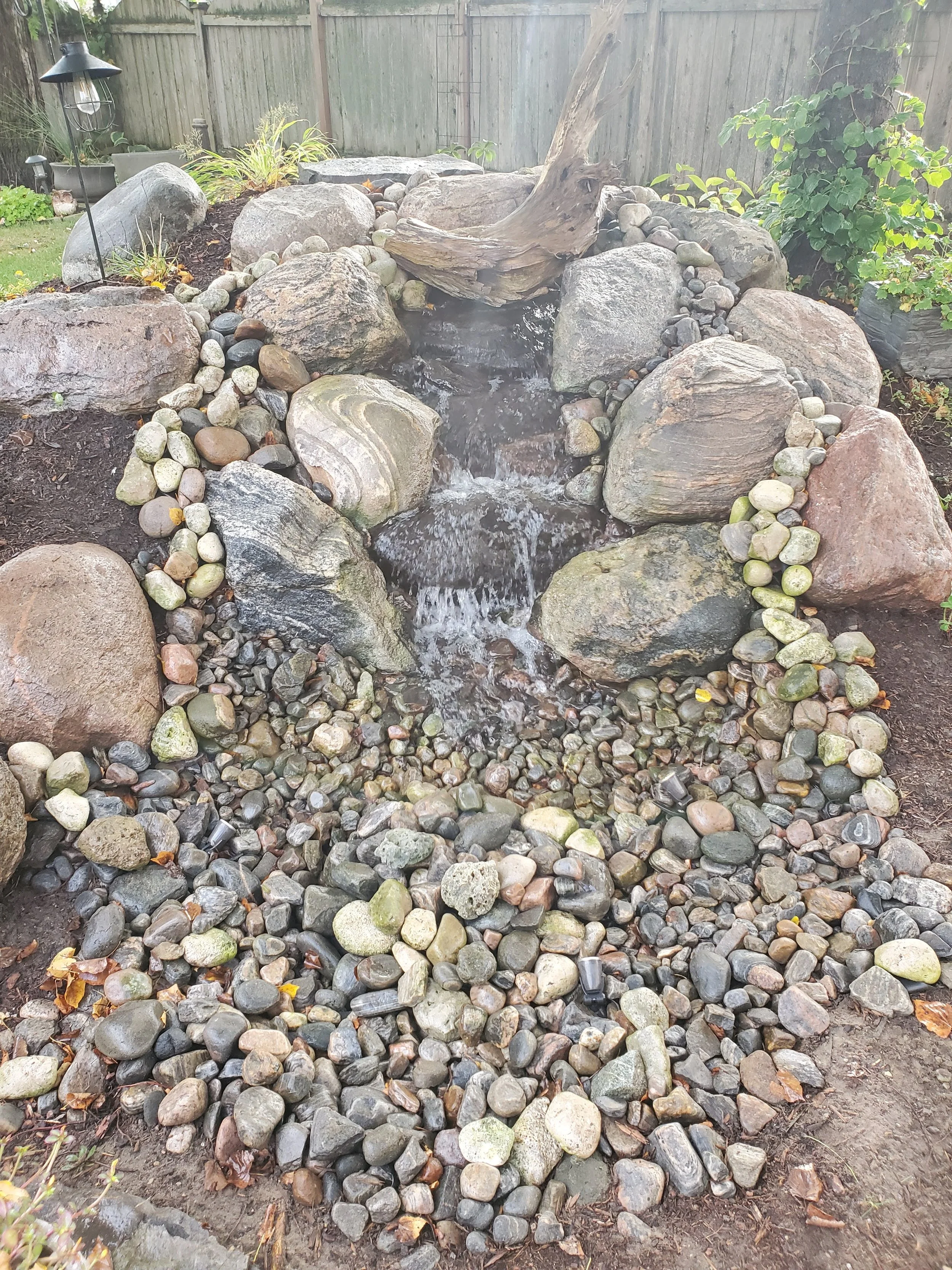 Caida de agua sin estanque