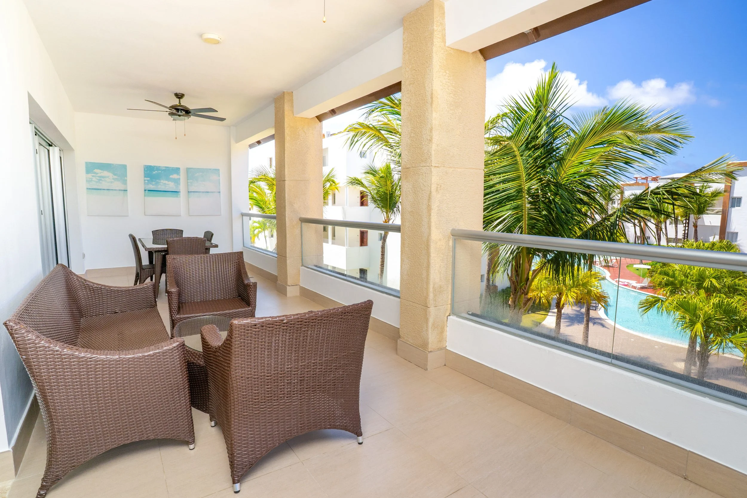 HOTEL BALCONY PHOTOGRAPHY