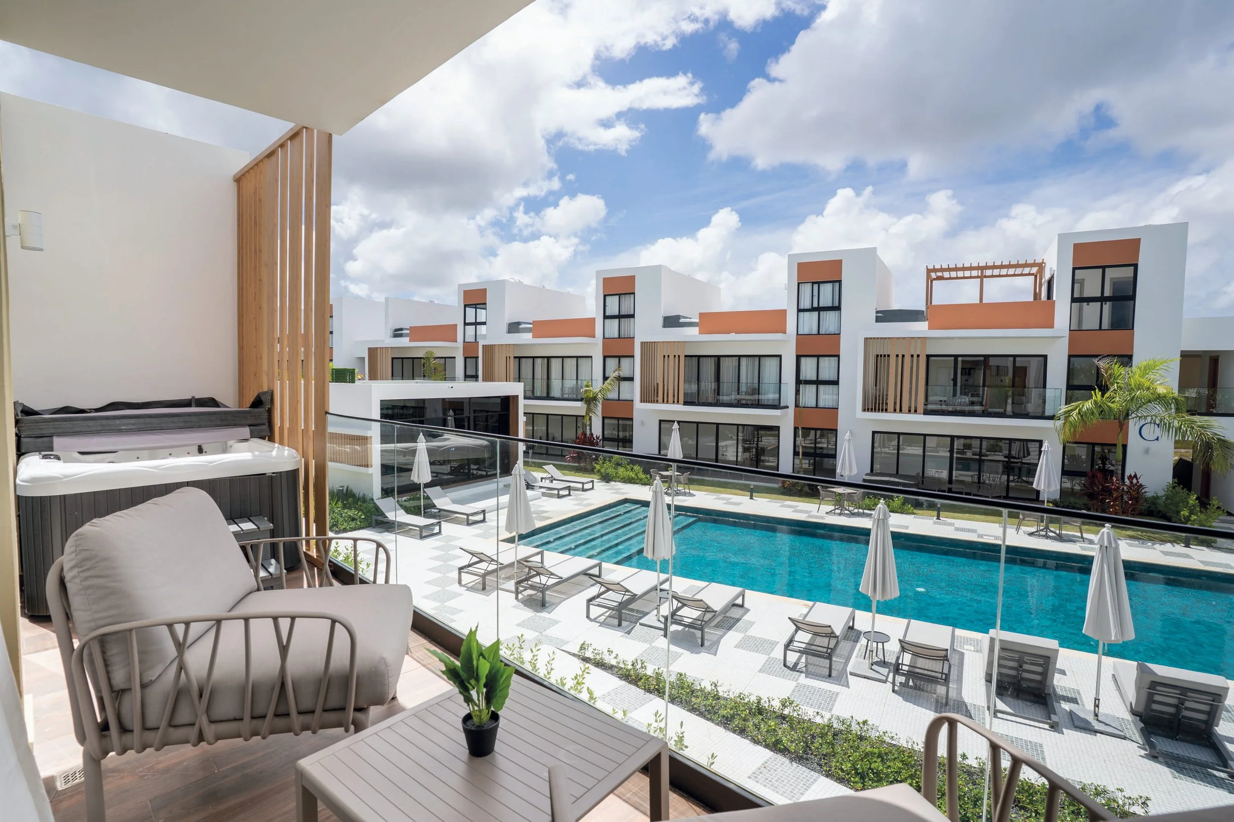 AIRBNB BALCONY WITH POOL VIEW