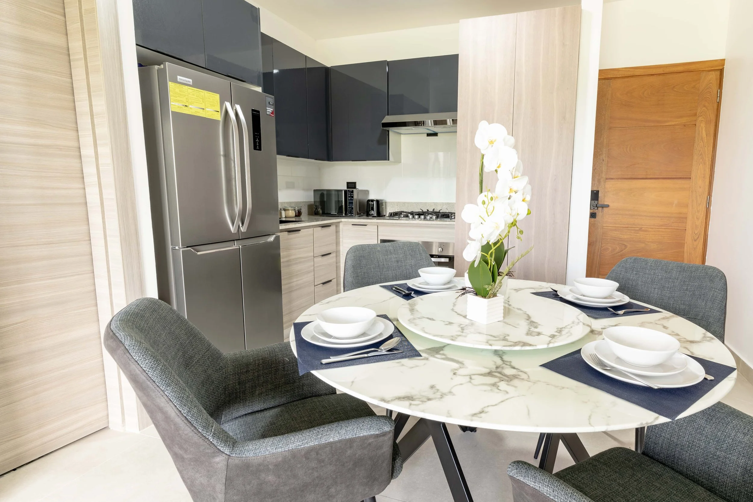 AIRBNB WITH NICE KITCHEN