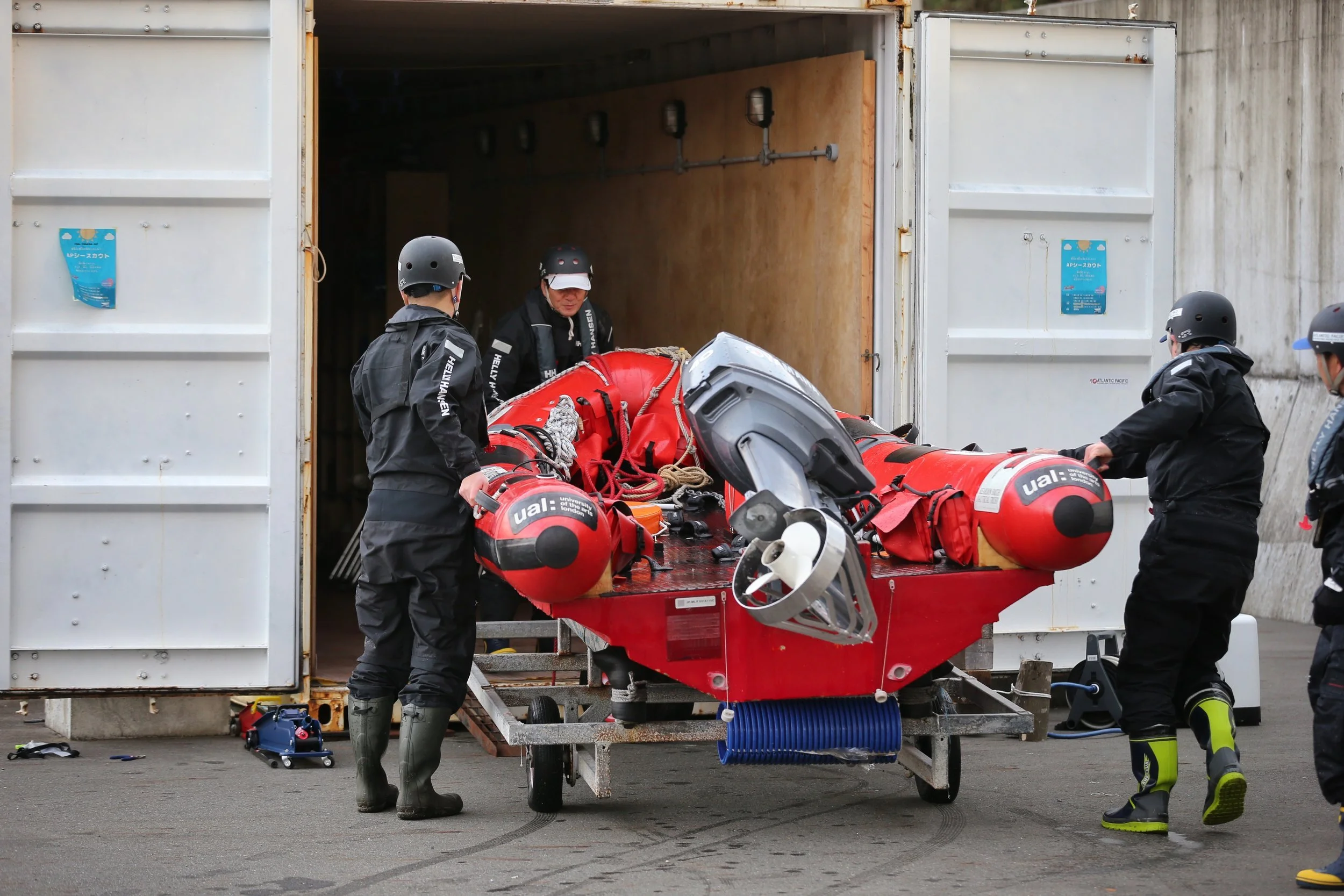 Shipping container lifeboat storage