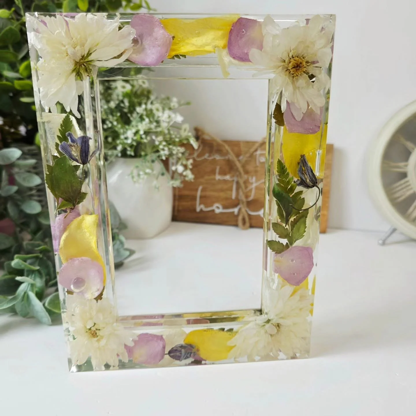 Elegant Resin Flower Wedding Photo Frame