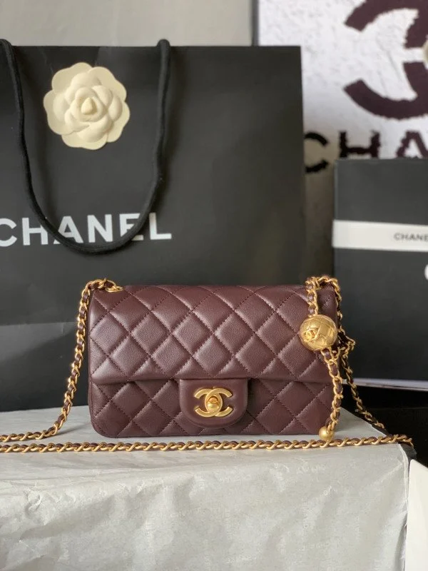 CL FLAP BAG BURGUNDY