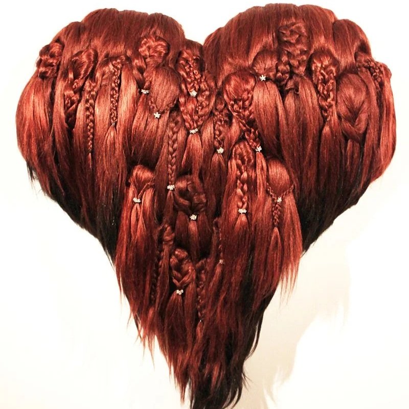  (un)usual 
 Wang Lei, Dita Gambiro 
 27 April - 31 May, 2015 
 REDBASE Jakarta Indonesia 
