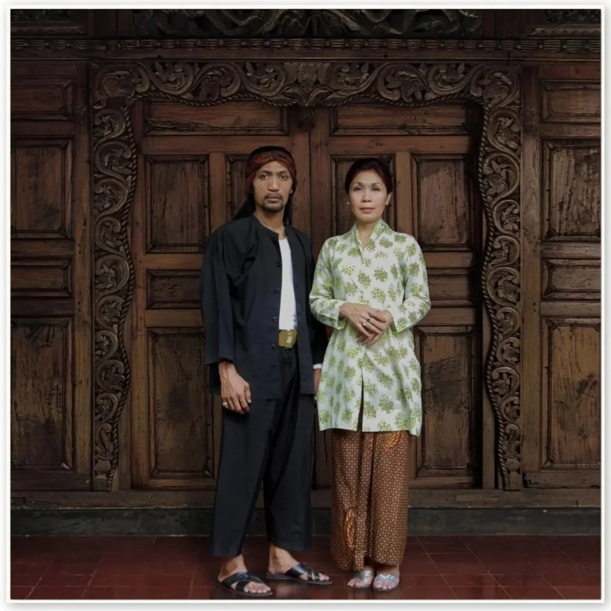  Adhya Ranadireksa 
 Me and My Wife #1 
 C-Print 
 51 cm x 51 cm, 2014 