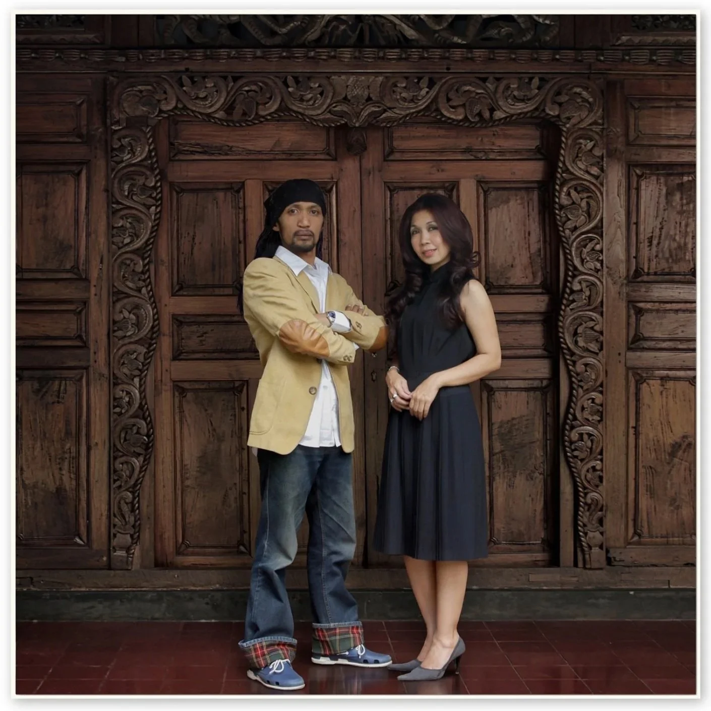  Adhya Ranadireksa 
 Me and My Wife #3 
 C-Print 
 51 cm x 51 cm, 2014 