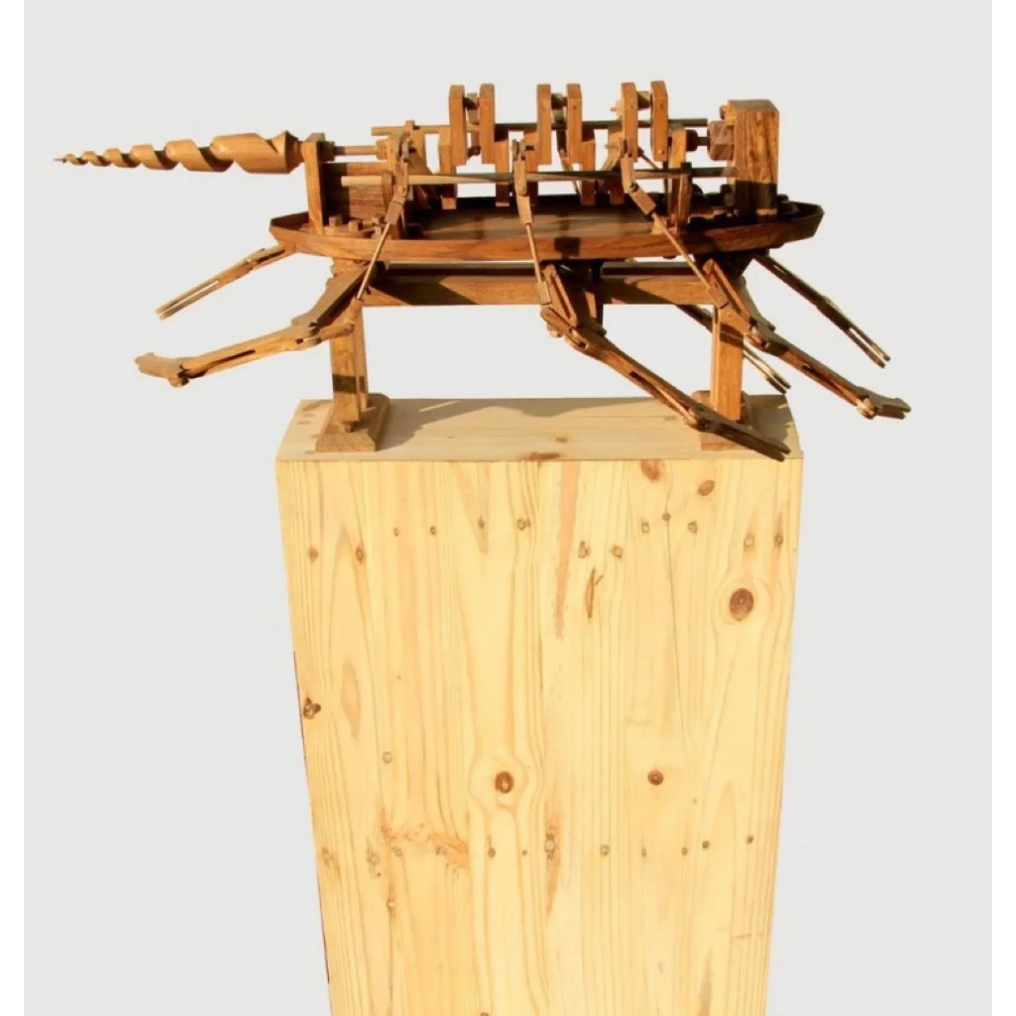  Dedy Shofianto 
 Bergerak Menembus Era Globalisasi 
 Jati wood, pine wood and electric dynamo 
 100 cm x 60 cm x 140 cm, 2015 