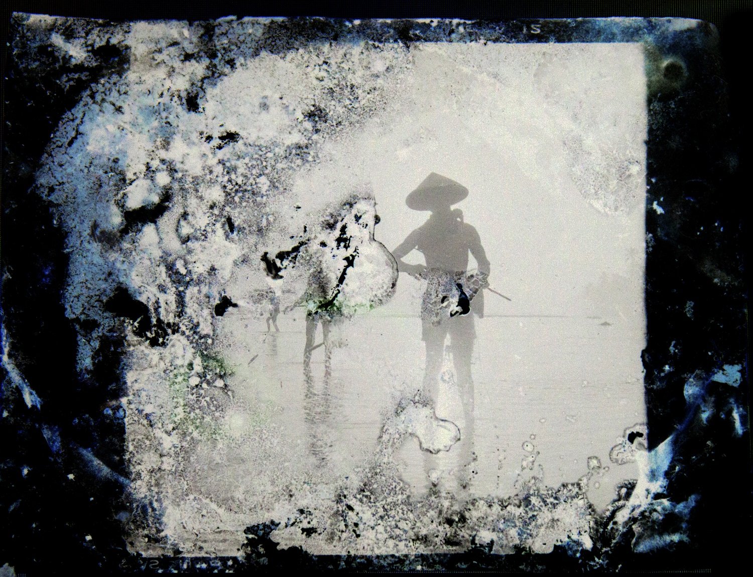  03 
 Print on photo paper 
 20 cm x 20 cm, 2016 