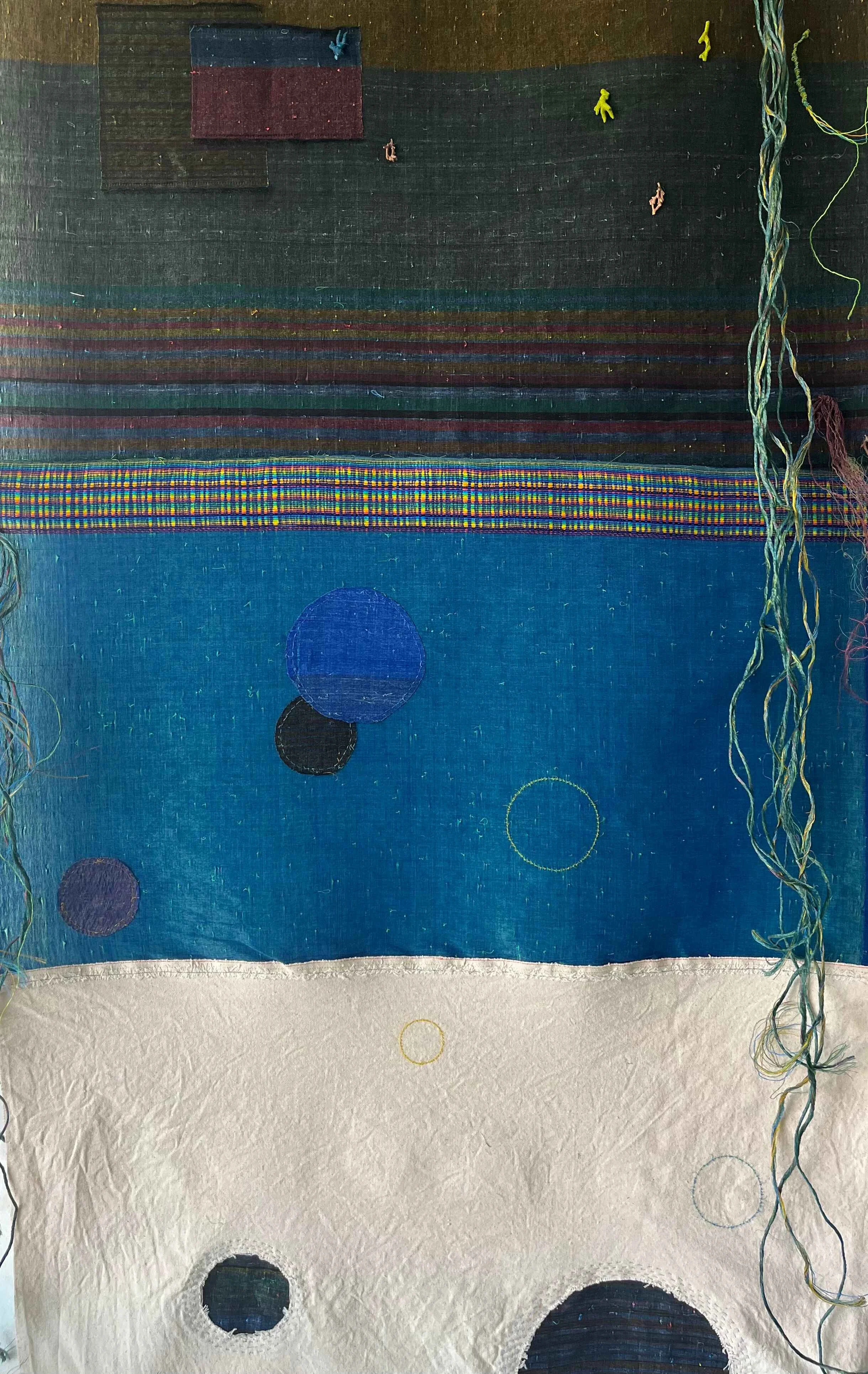  The Ocean World 
 Woven plastic and cotton threads, canvas, beads, plastic ropes 
 96 x 205 cm, 2022 
