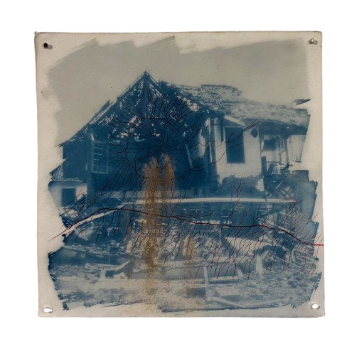 lutfi-yanuar_the-ground-of-fire-3_sterilized-volcanic-ash-from-the-2019-eruption-of-mount-tang_30-cm-x-40-cm_2026.png