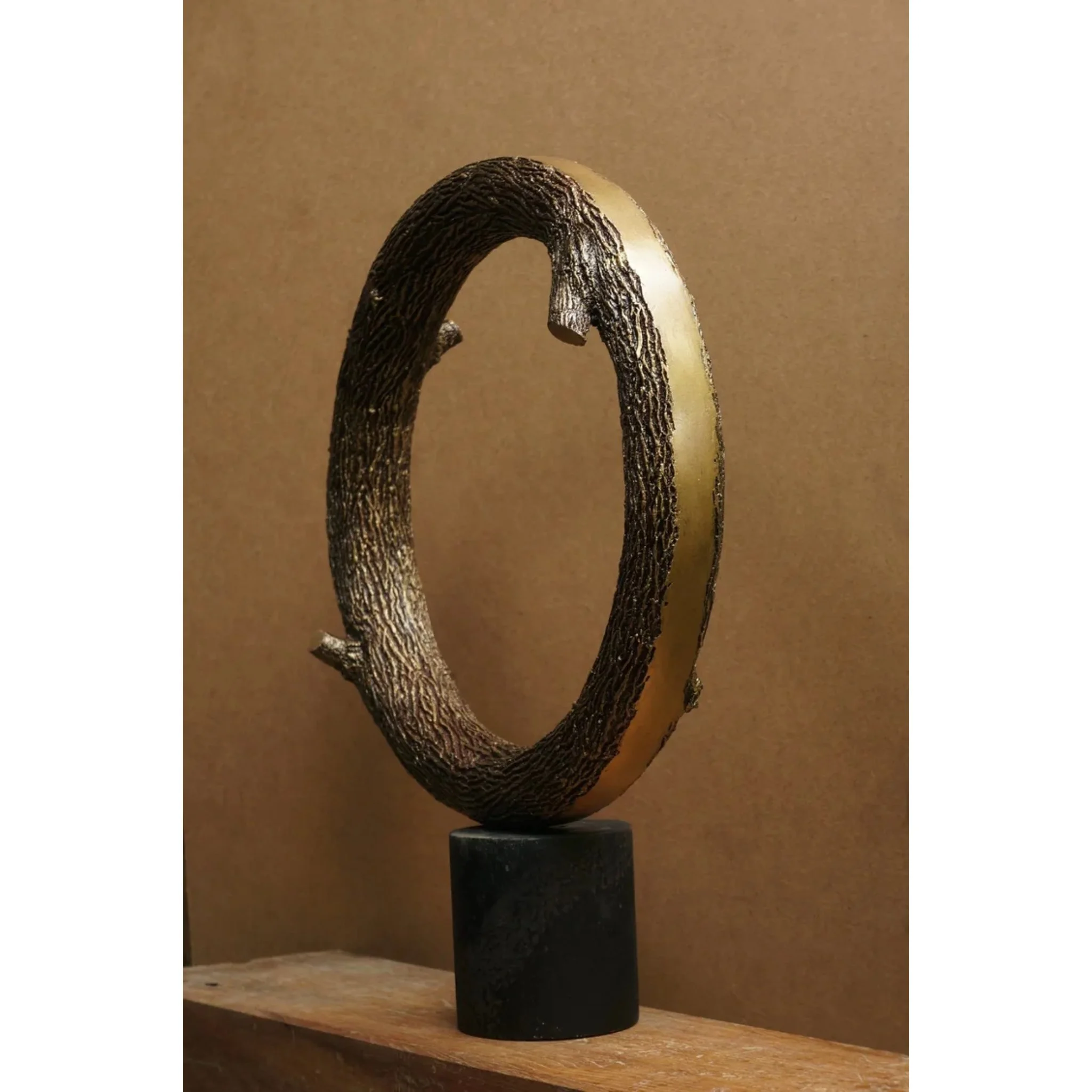  Anusapati 
 Circle of Life 
 Bronze 
 50 cm x 5 cm x 65 cm, 2014 