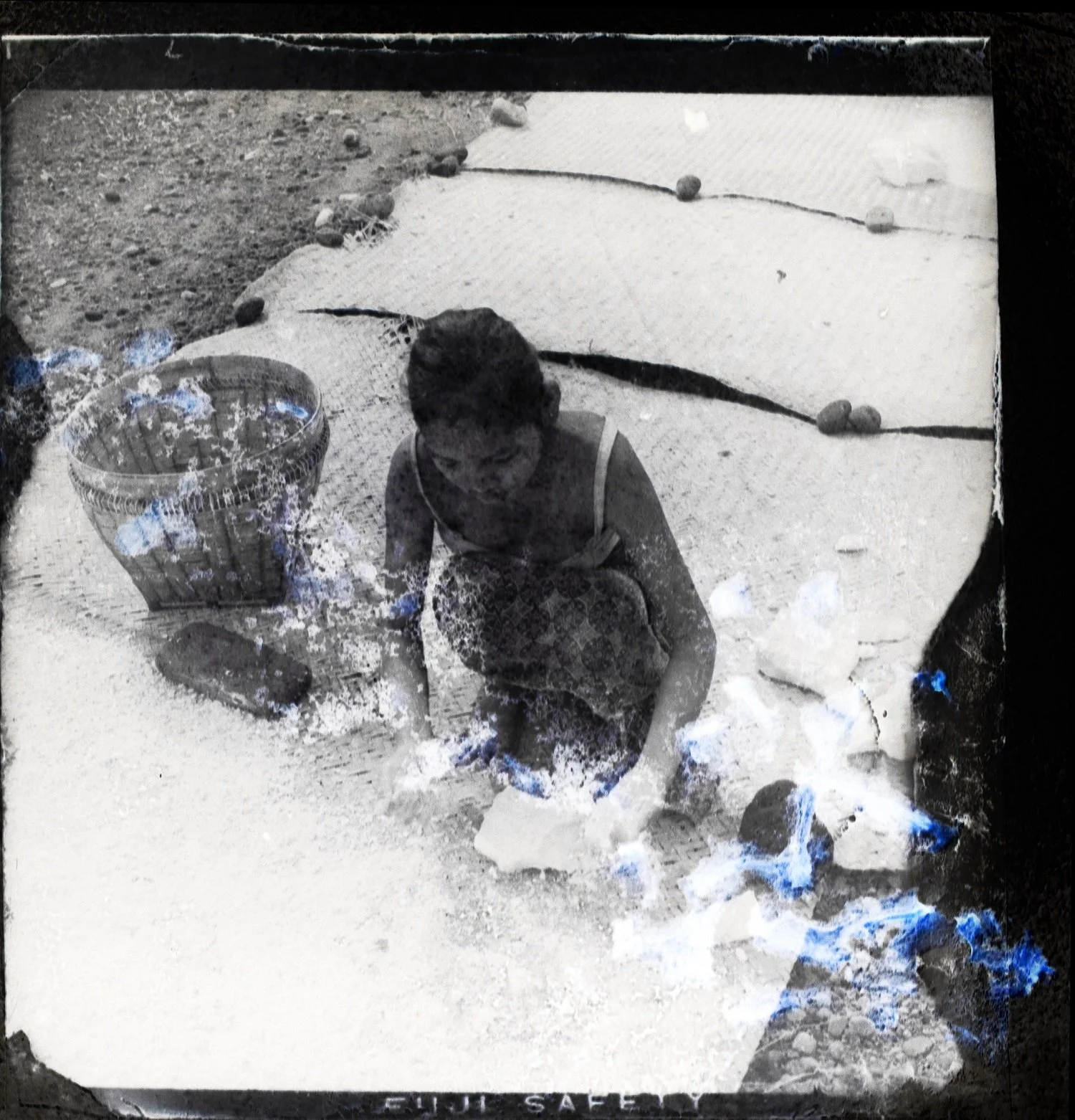  09 
 Print on photo paper 
 20 cm x 20 cm, 2016 
