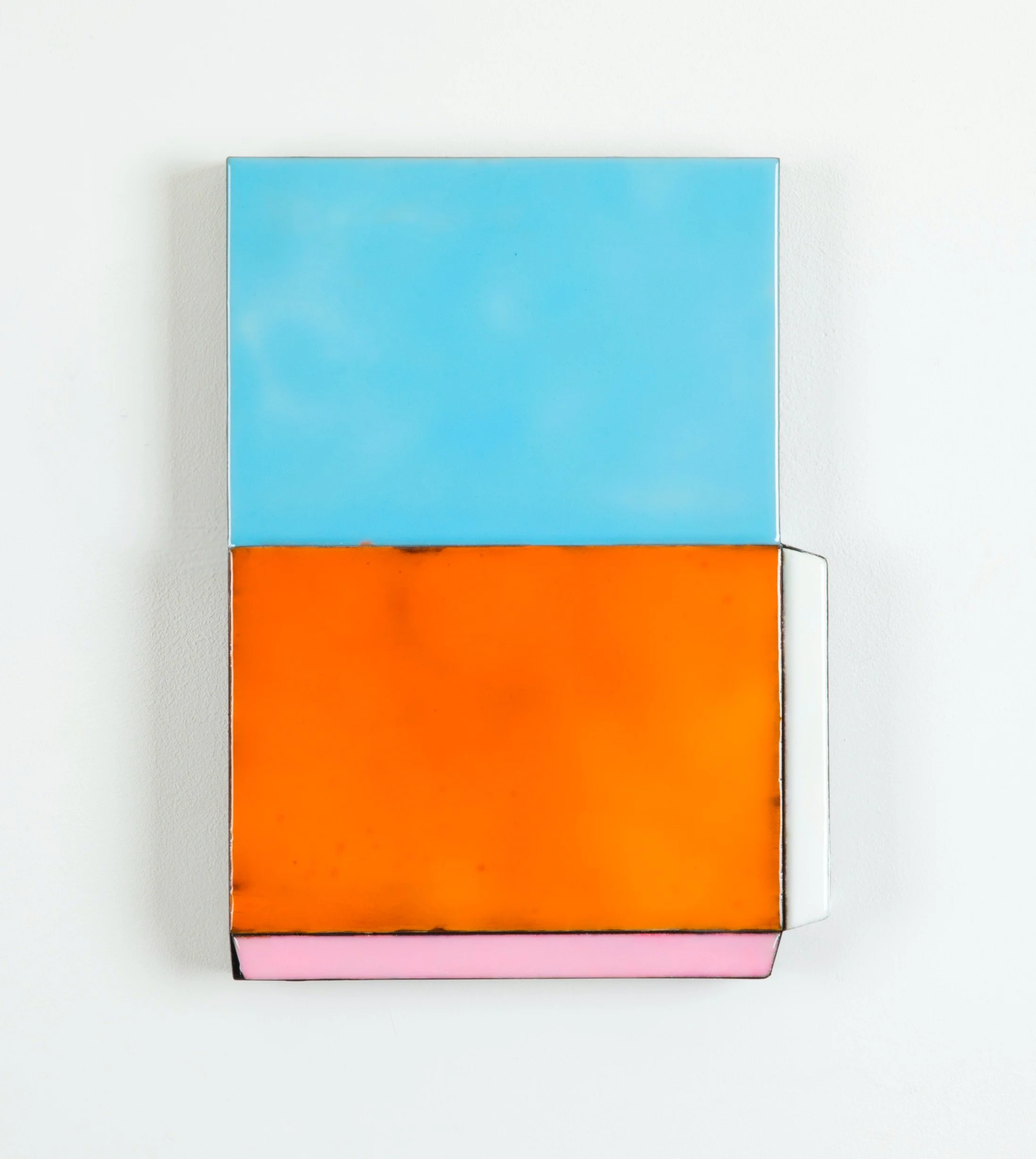  Thomson #210 
 Wood, steel, pigment and resin 
 31 x 23 cm, 2023 