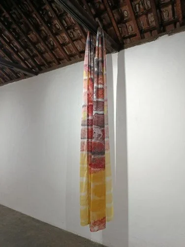 sunyoung-park_folded-tunnel_image-uv-printed-on-chiffon-textile_27-cm-x-30-cm-x-267-cm_2025.jpg