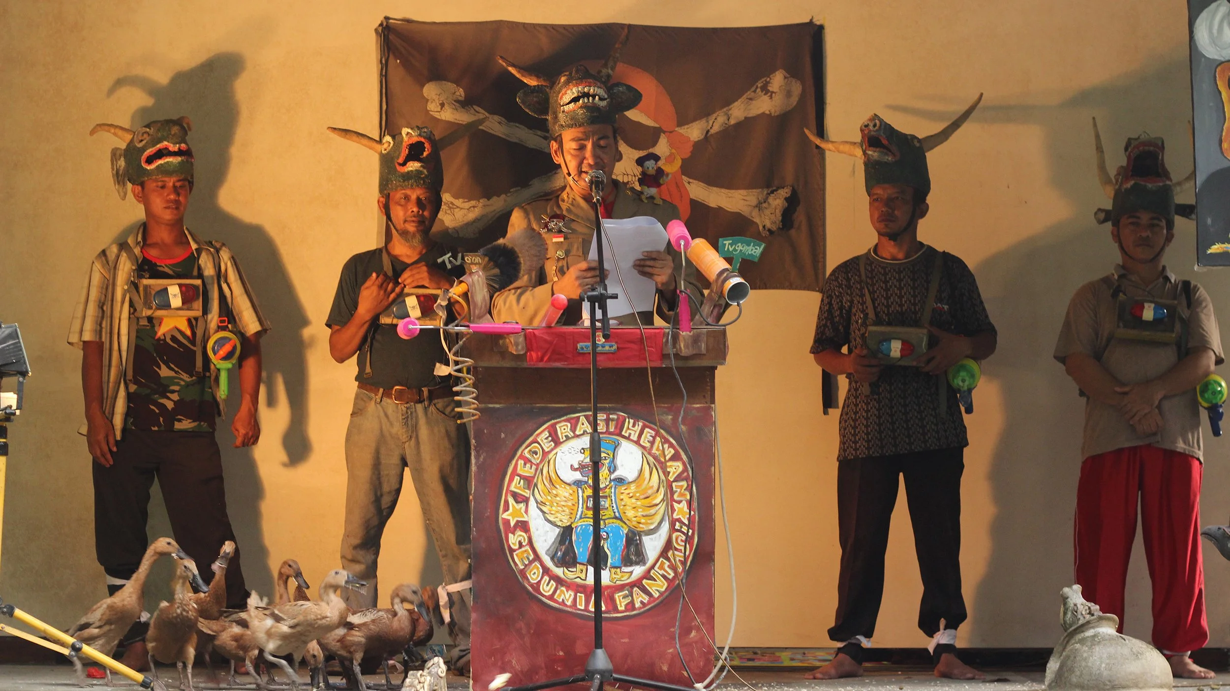  Heri Dono 
 Nobody’s Land 
 Video Art 
 2015 