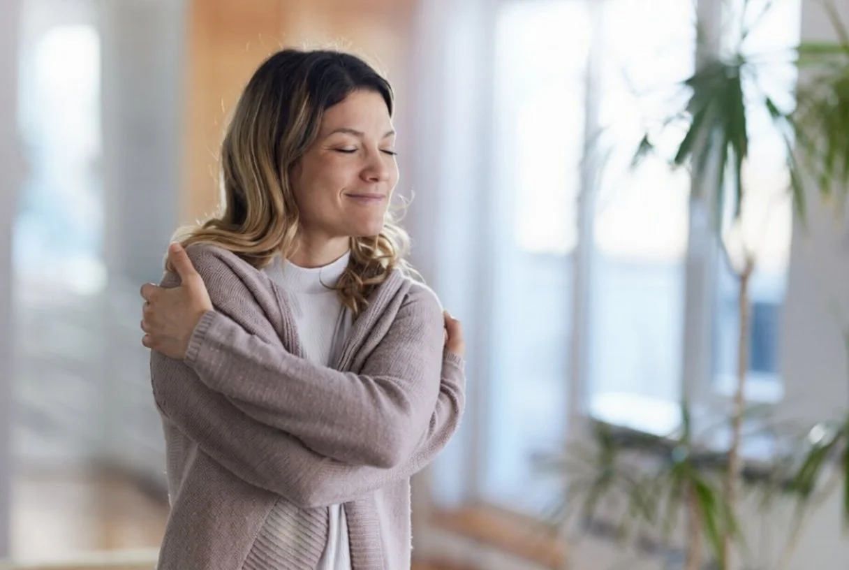 The Silence That Heals—Why Your Best Ideas Are Hiding in the Quiet