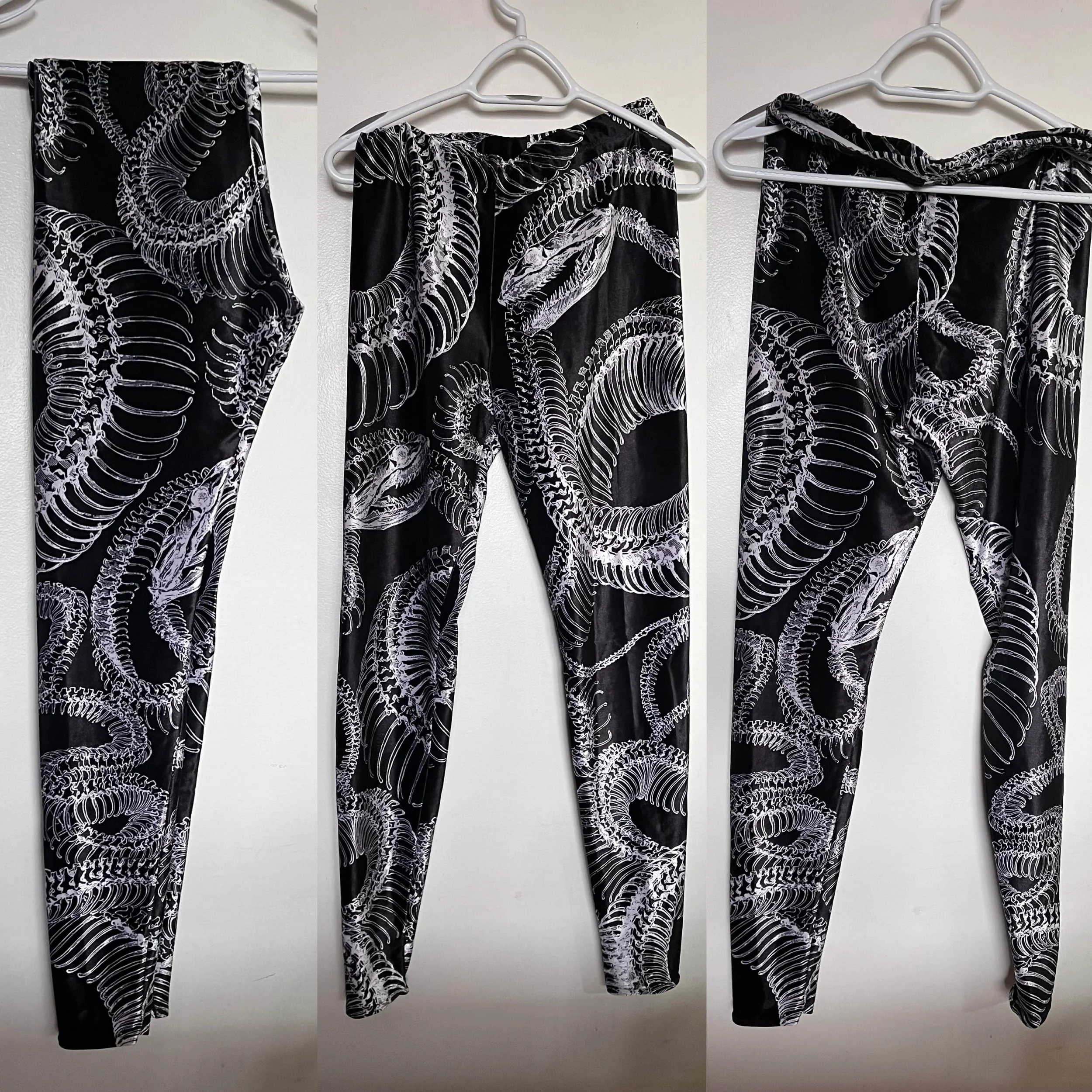 Snake Skeleton High Waisted Velvet Leggings Size L