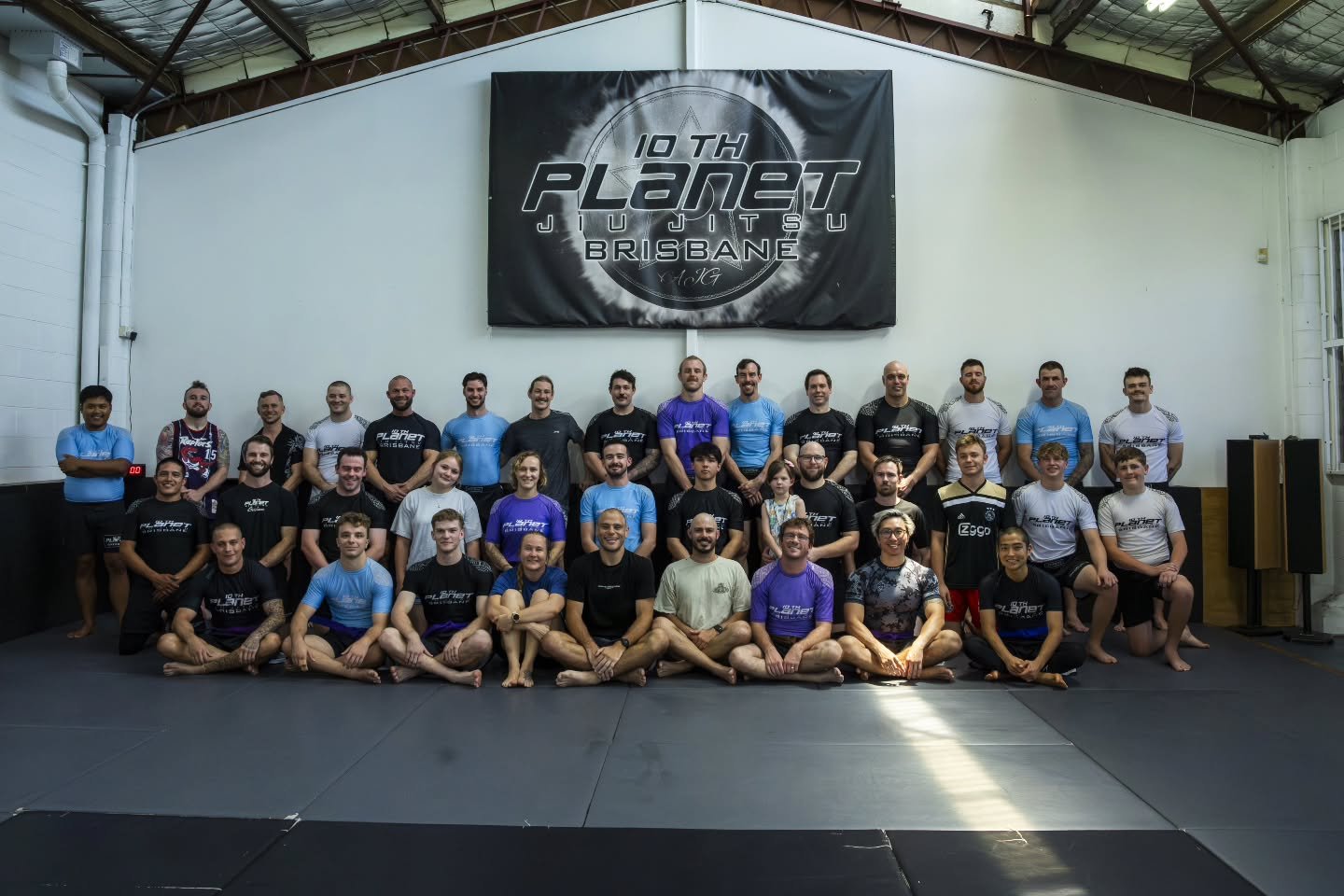 2025 End of year grading 🎉 

Big congratulations to everyone who graded:
🟦@_harrykim_
🟪@finn_lee_
🟪@_connorguard_ 
🟪@thetrung888 
🟪@ethan.seppuku 
🟫@sean.perkins12 

Proud of the work everyone has put in this year - showing up, training hard, 